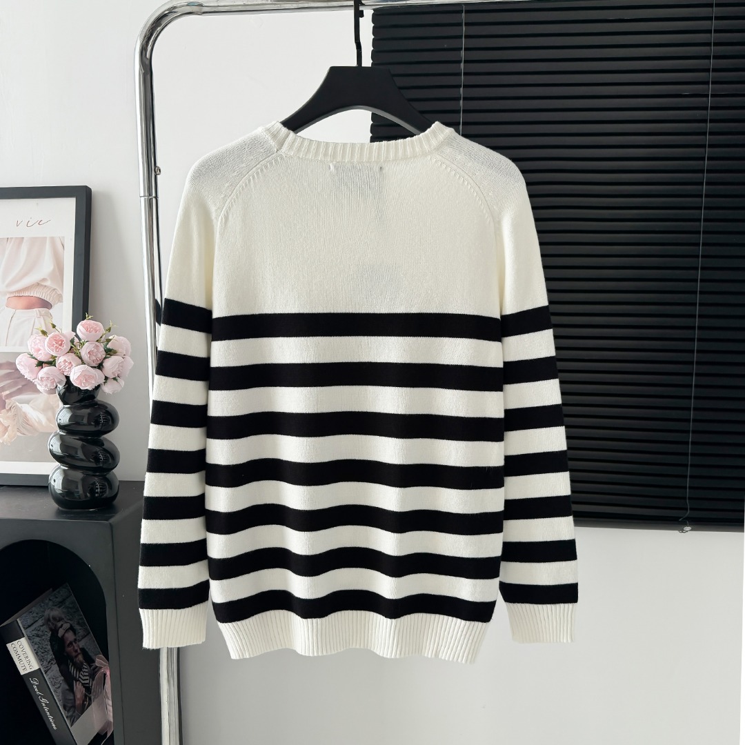 High-Quality Italian Imported Gucci Striped Sweaters in Classic Fashion – CDC M82 - 图片 2