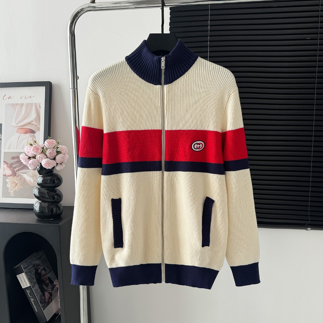 High-Quality Italian Fabric Sweaters and Shirts by CDC M88: Gucchi Logo, Durable, Stylish, Various Sizes - 图片 2