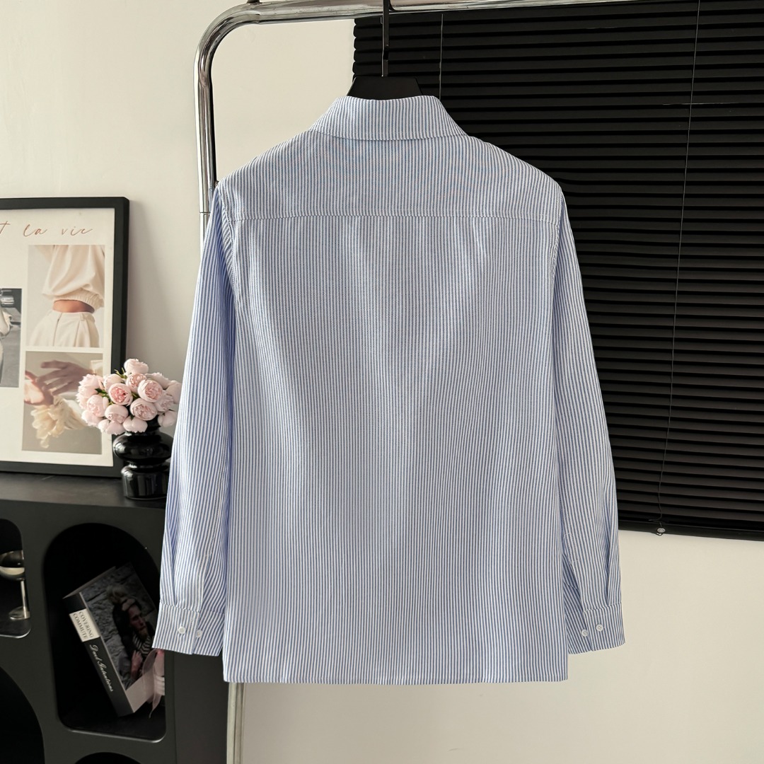 Fashion Shirt in True Silk with 3D Chandelier Plaque – CDC W99 Collection - 图片 2
