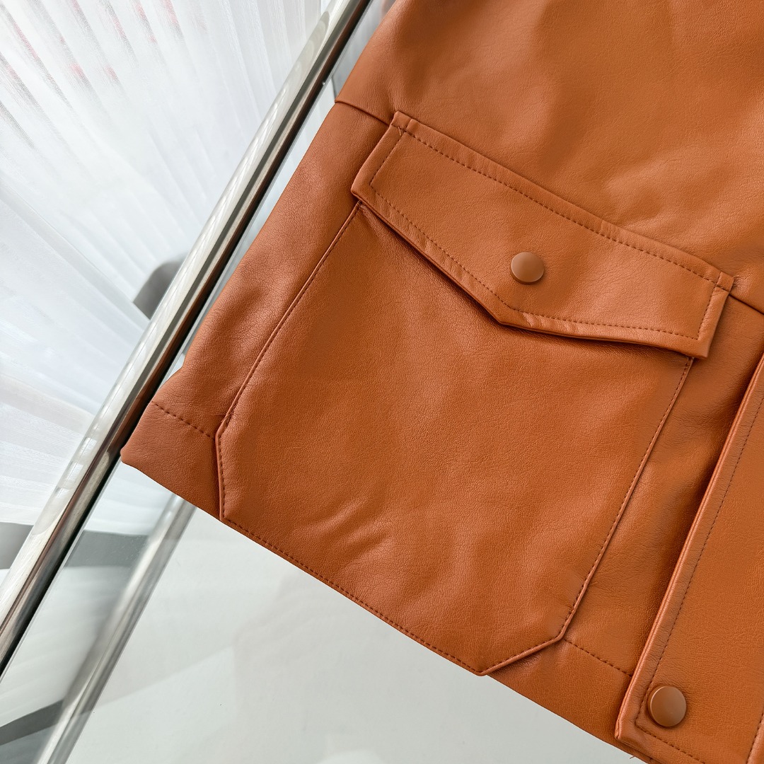 Fashion Jacket: Fendi Findi Findi, 2024 Autumn Leather Recreational Style, Lightweight & Wrinkle-Free. - 图片 5