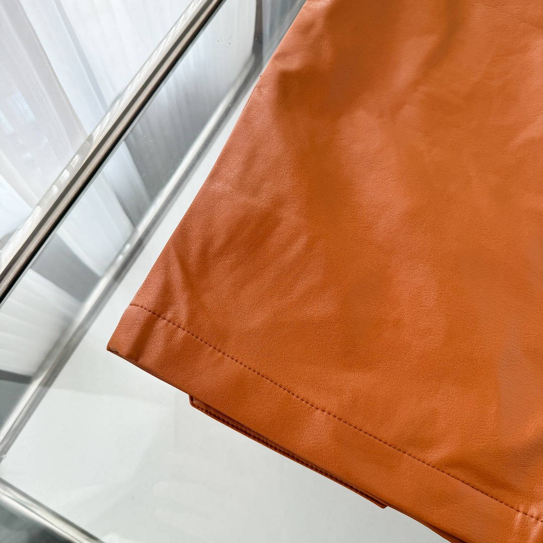 Fashion Jacket: Fendi Findi Findi, 2024 Autumn Leather Recreational Style, Lightweight & Wrinkle-Free. - 图片 9