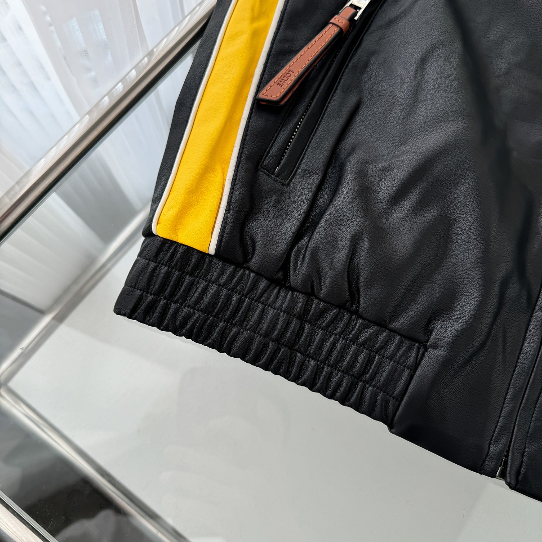 Fashion Jacket for Autumn 2024: CDC W215 by LOEWE LOI WEI - 图片 6