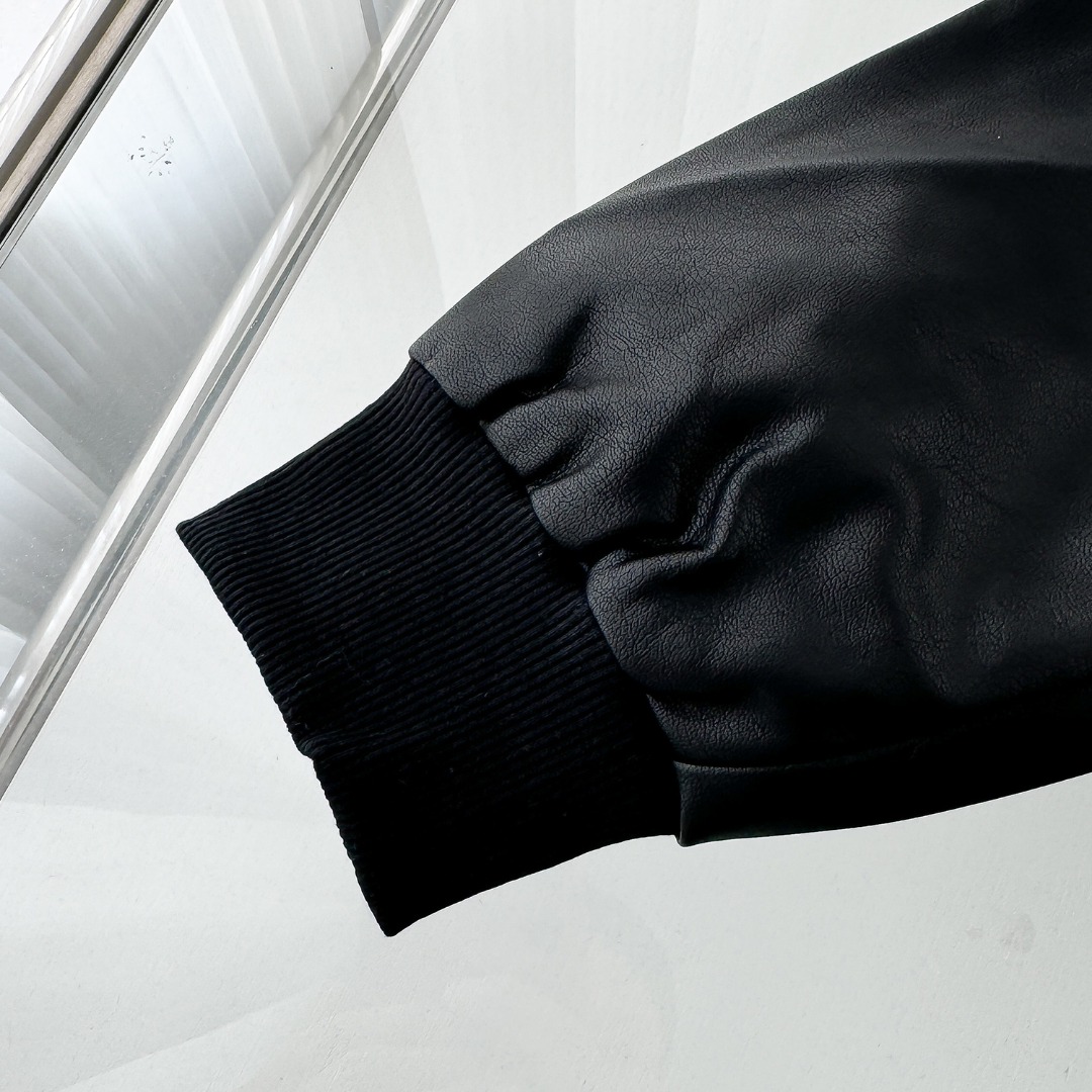 Fashion Jacket for Autumn 2024: CDC W215 by LOEWE LOI WEI - 图片 7