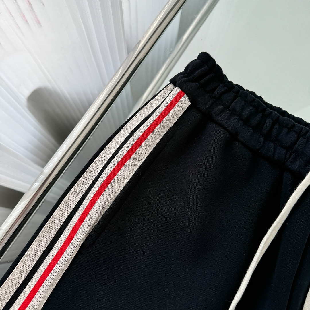 Fashionable CDC W130 Roman Gold Health Fabric Grocery Wear in Black, Multiple Sizes. - 图片 4