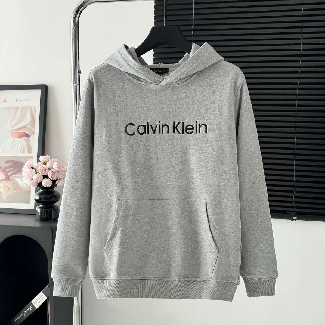 CDC W138 Hooded Pocket Guard in Black Grey, 400 gg Heavy Fabric, Embroidered Details.