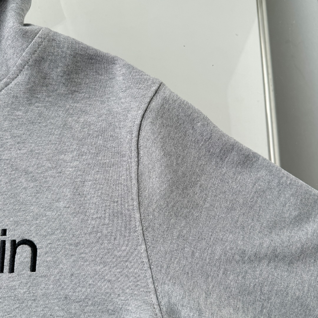 CDC W138 Hooded Pocket Guard in Black Grey, 400 gg Heavy Fabric, Embroidered Details. - 图片 6