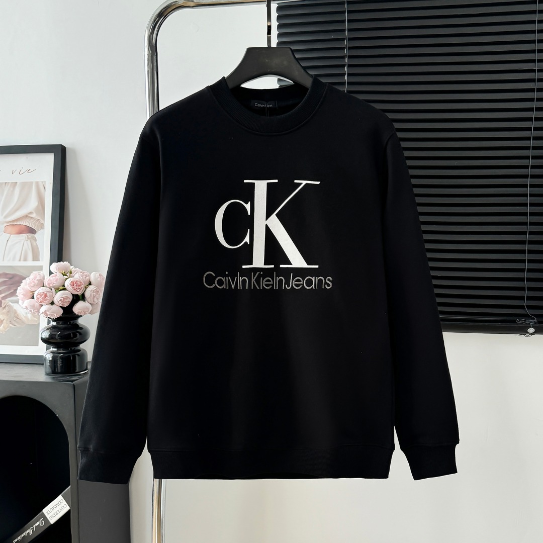CDC W166: CK Letter Embroidery Round Collar Clothes in Heavy Fabric
