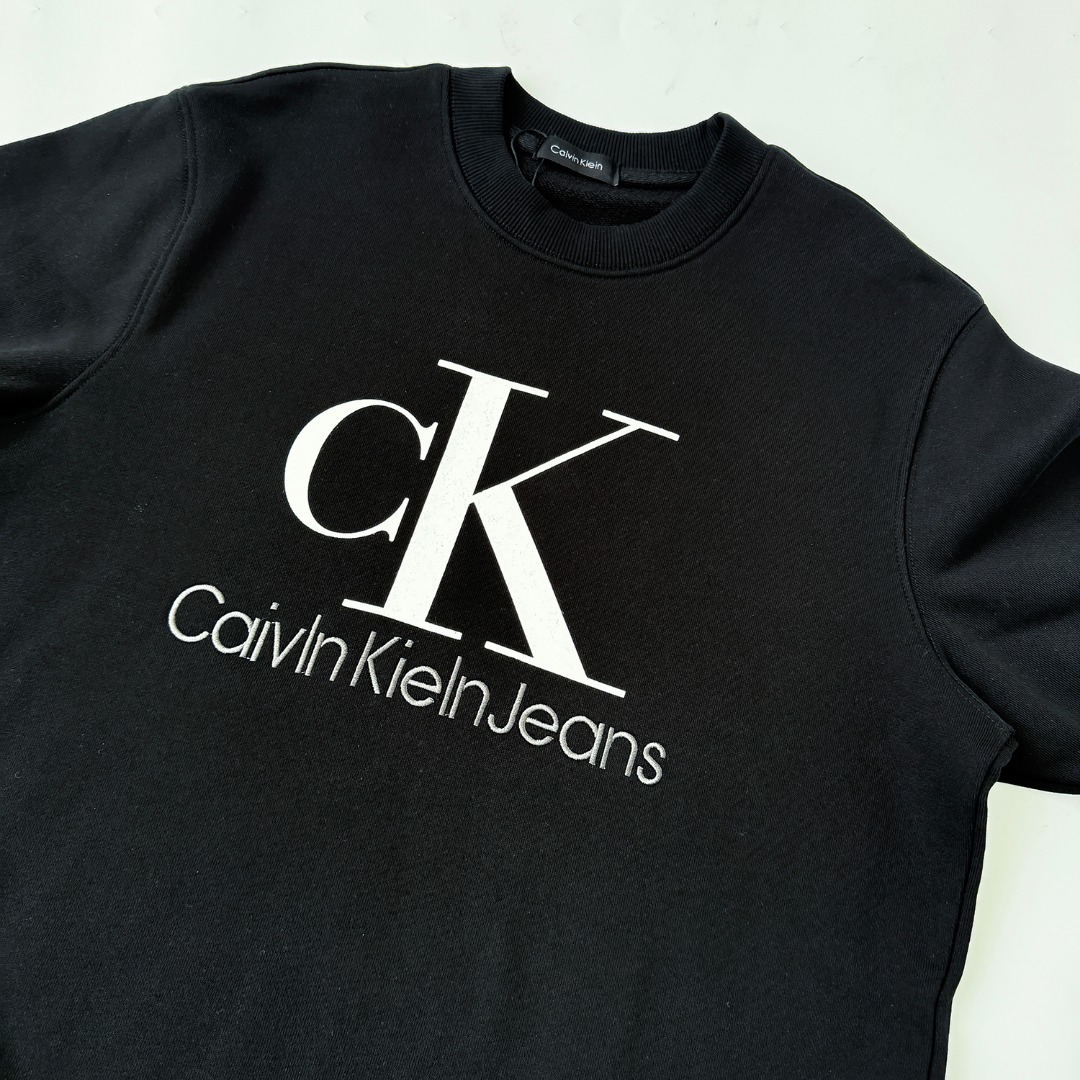 CDC W166: CK Letter Embroidery Round Collar Clothes in Heavy Fabric - 图片 3