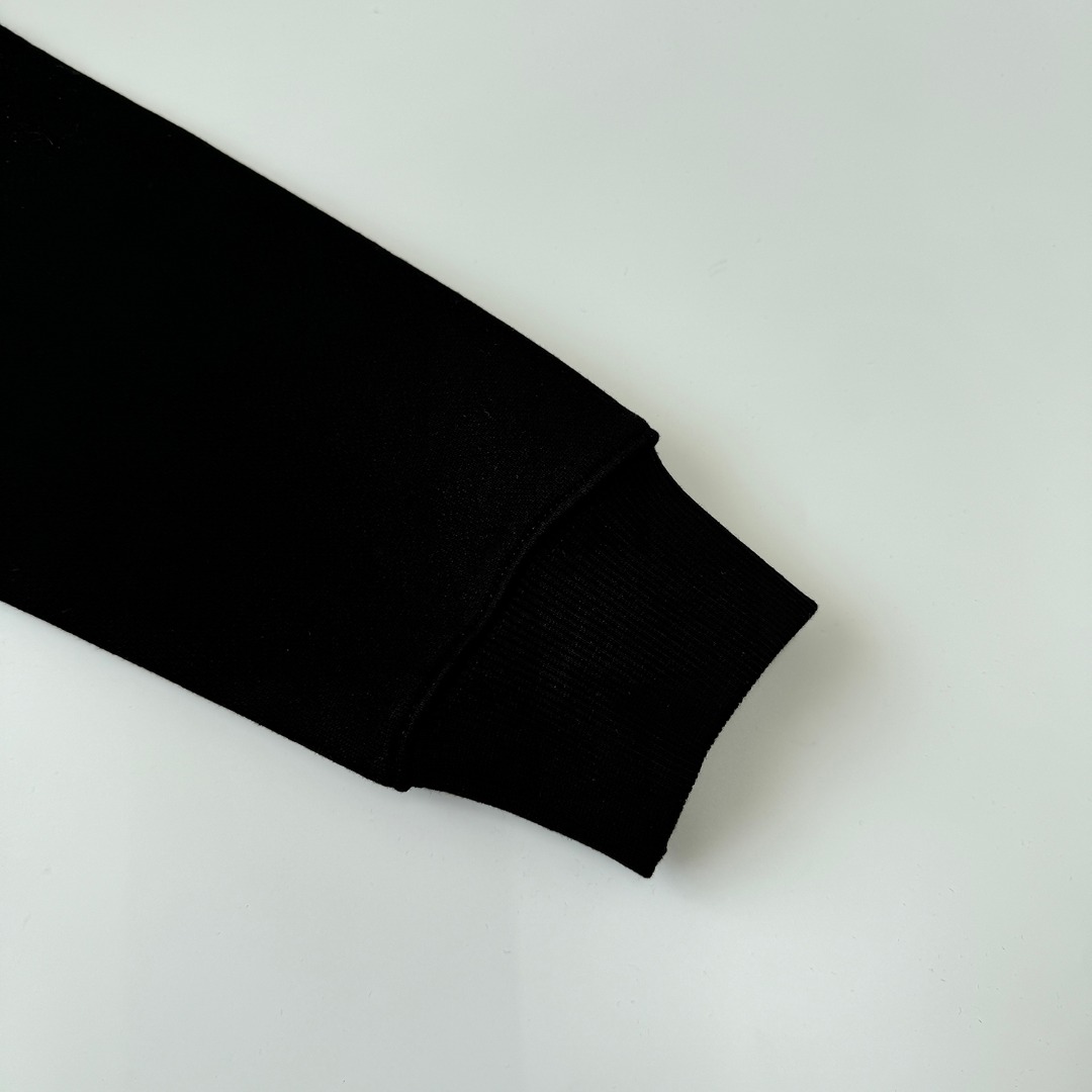 CDC W167: Embroidered CK Hoodie with Heavy Fabric and Detailed Design - 图片 7