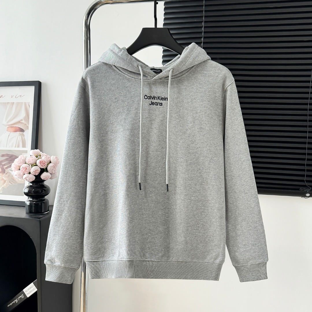 CDC W168 Embroidered Hoodie: Heavy Fabric, Detailed Embroidery, Stylish Design