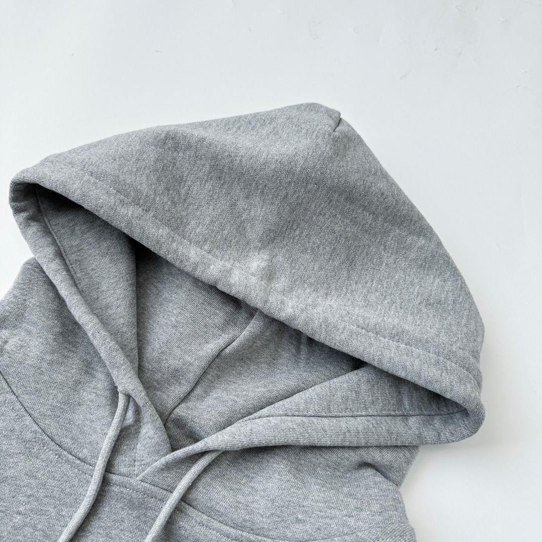 CDC W168 Embroidered Hoodie: Heavy Fabric, Detailed Embroidery, Stylish Design - 图片 3