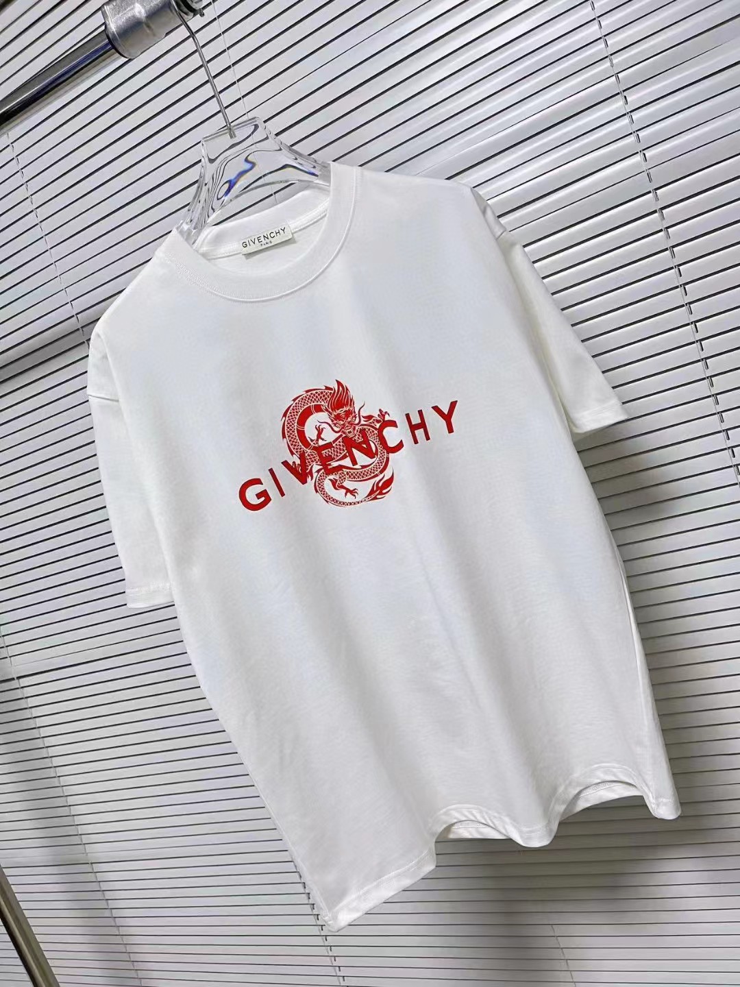 GVC2024早春新款个性字母logo印花定制面料短袖T恤男女同款尺码XsL颜色黑色白色款号:11663