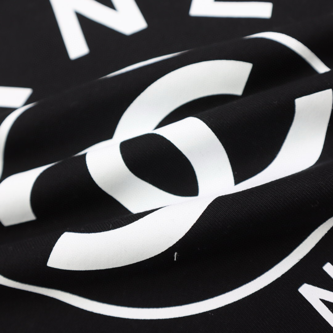 “High-Quality Cotton Clothing with Digital Printing in Black and White, Various Sizes Available” - 图片 6