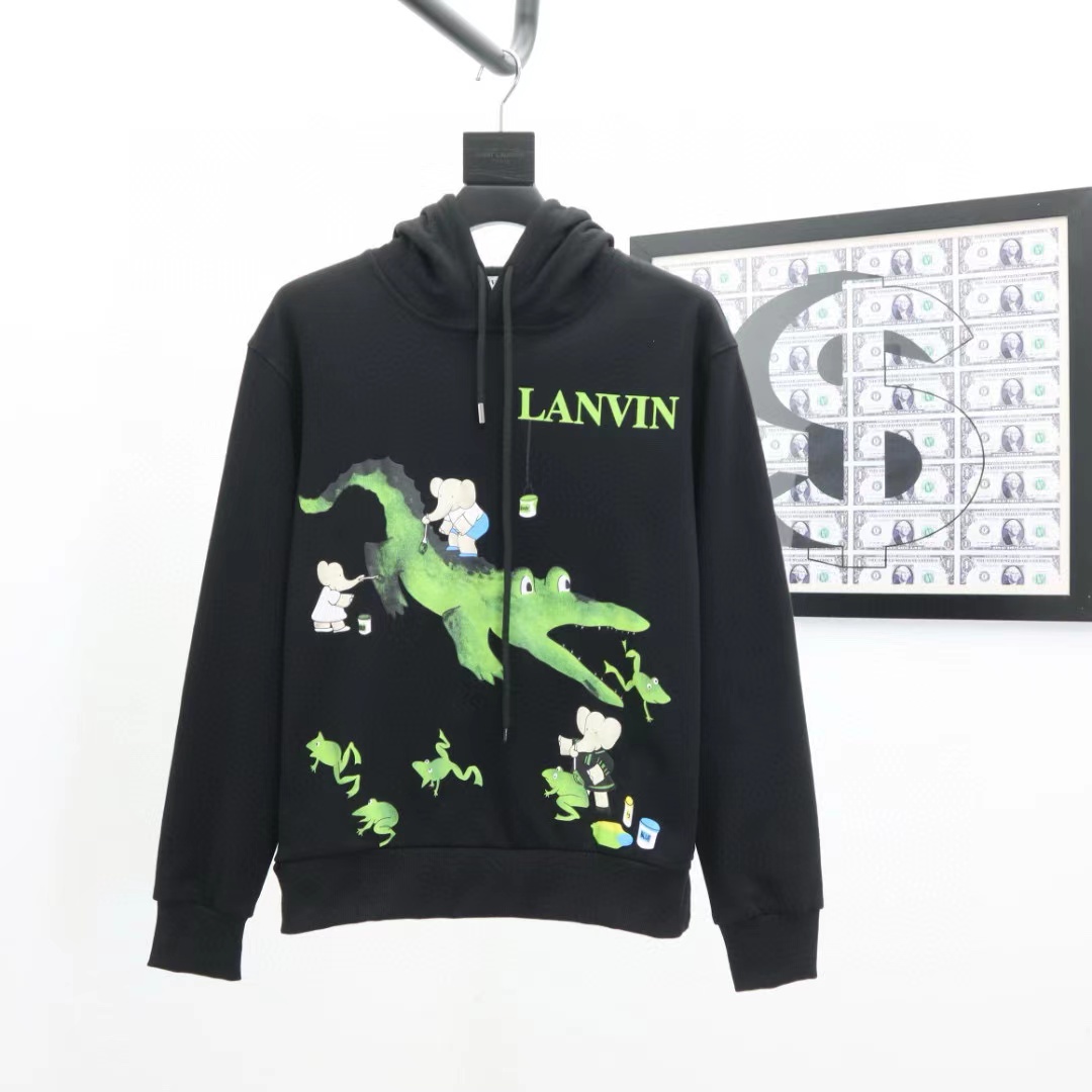 High-Quality Cotton Clothing with Digital Printing in Black and White, Various Sizes.