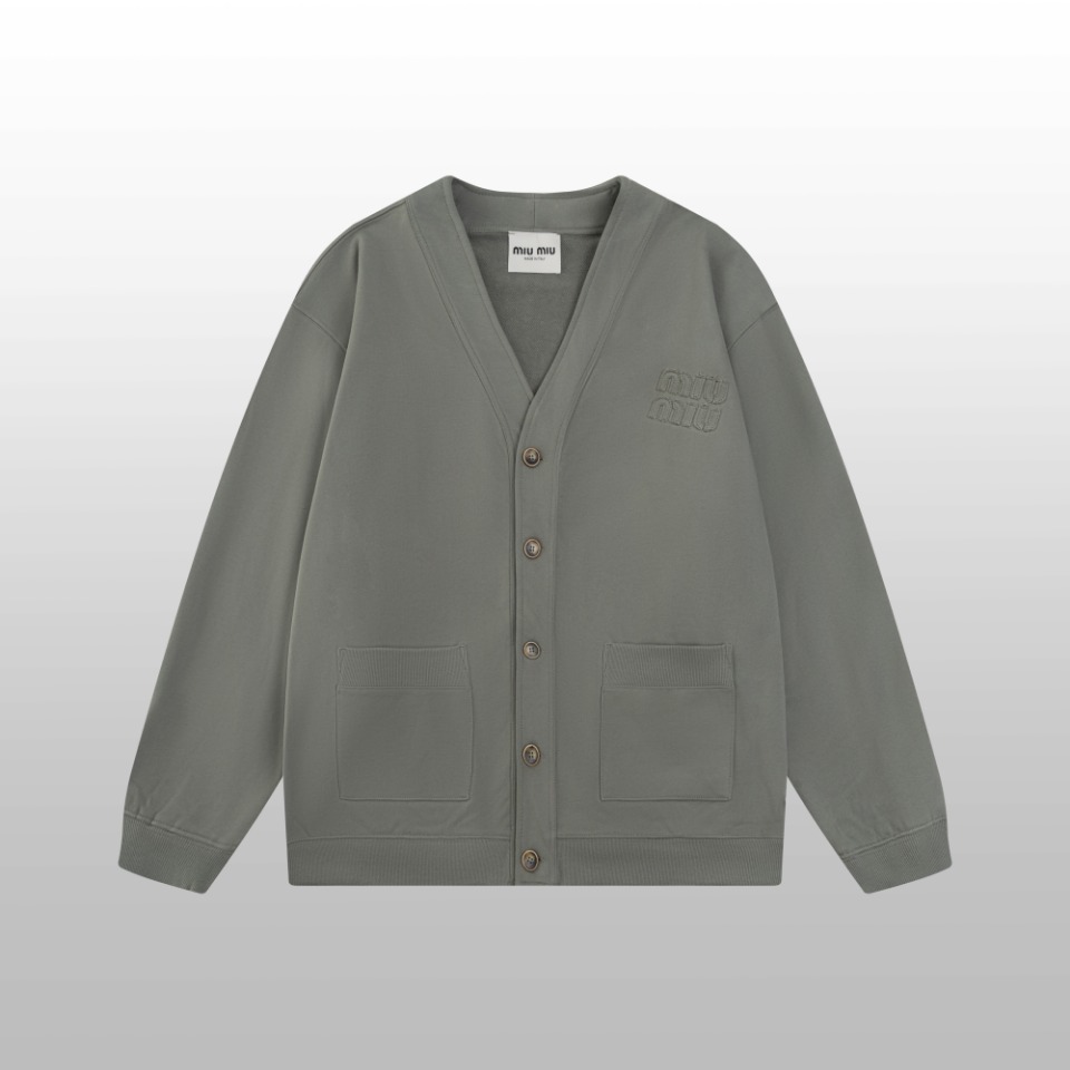 Miu Miu Gray Shirt in Various Sizes with Custom-Made Details for Gender-Neutral Wear - 图片 2
