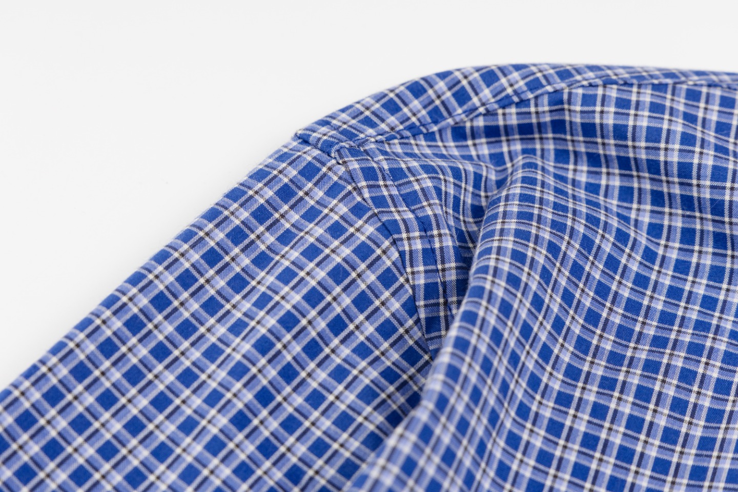 Miu Miu Blue Embroidered Shirt with Custom Sizes and Gender-Neutral Design - 图片 7