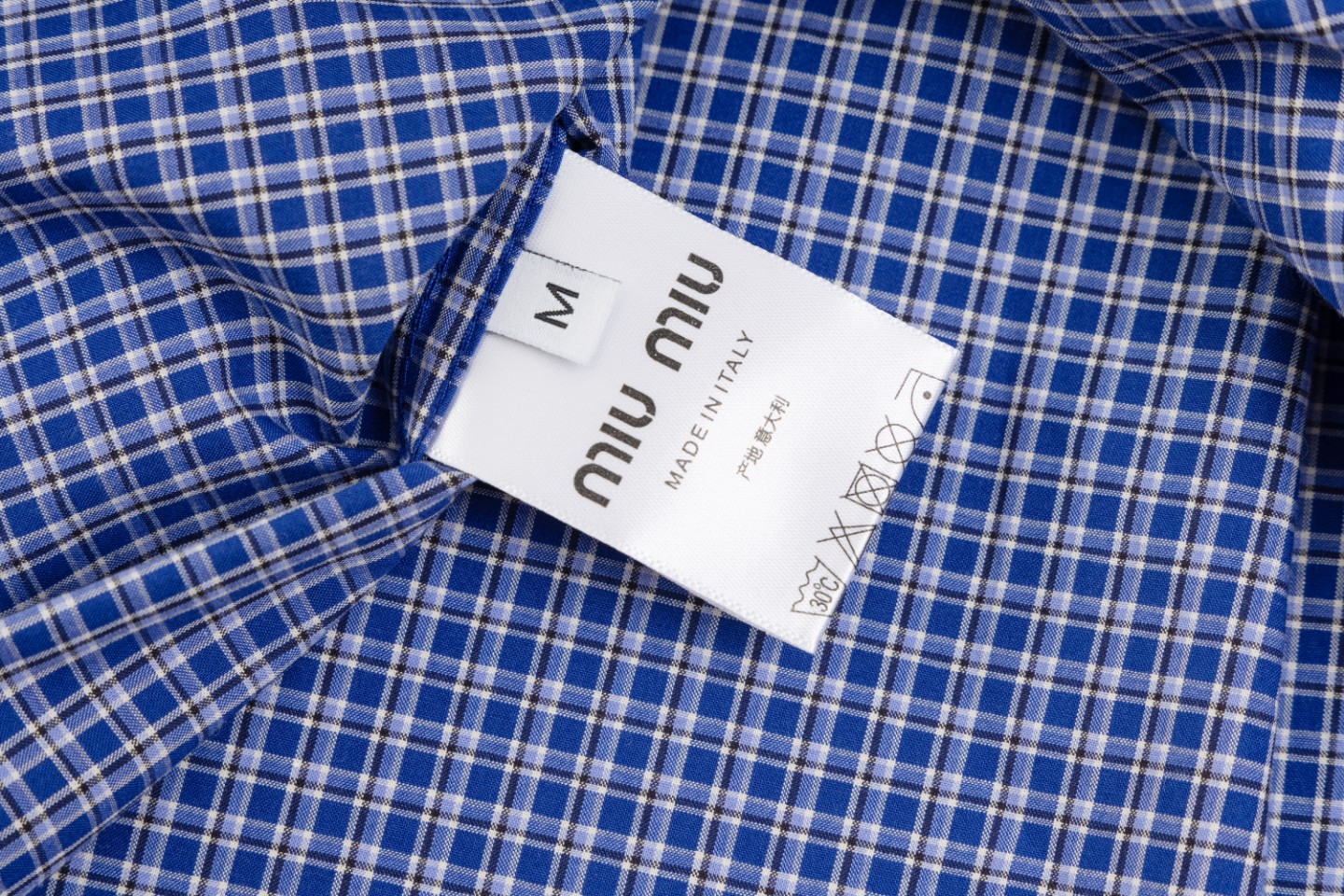 Miu Miu Blue Embroidered Shirt with Custom Sizes and Gender-Neutral Design - 图片 9