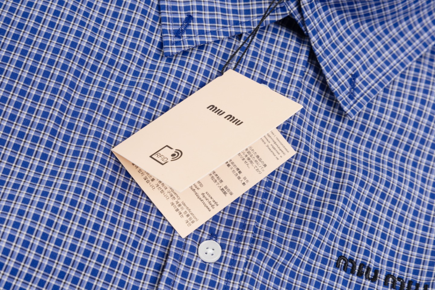 Miu Miu Blue Embroidered Shirt with Custom Sizes and Gender-Neutral Design - 图片 4