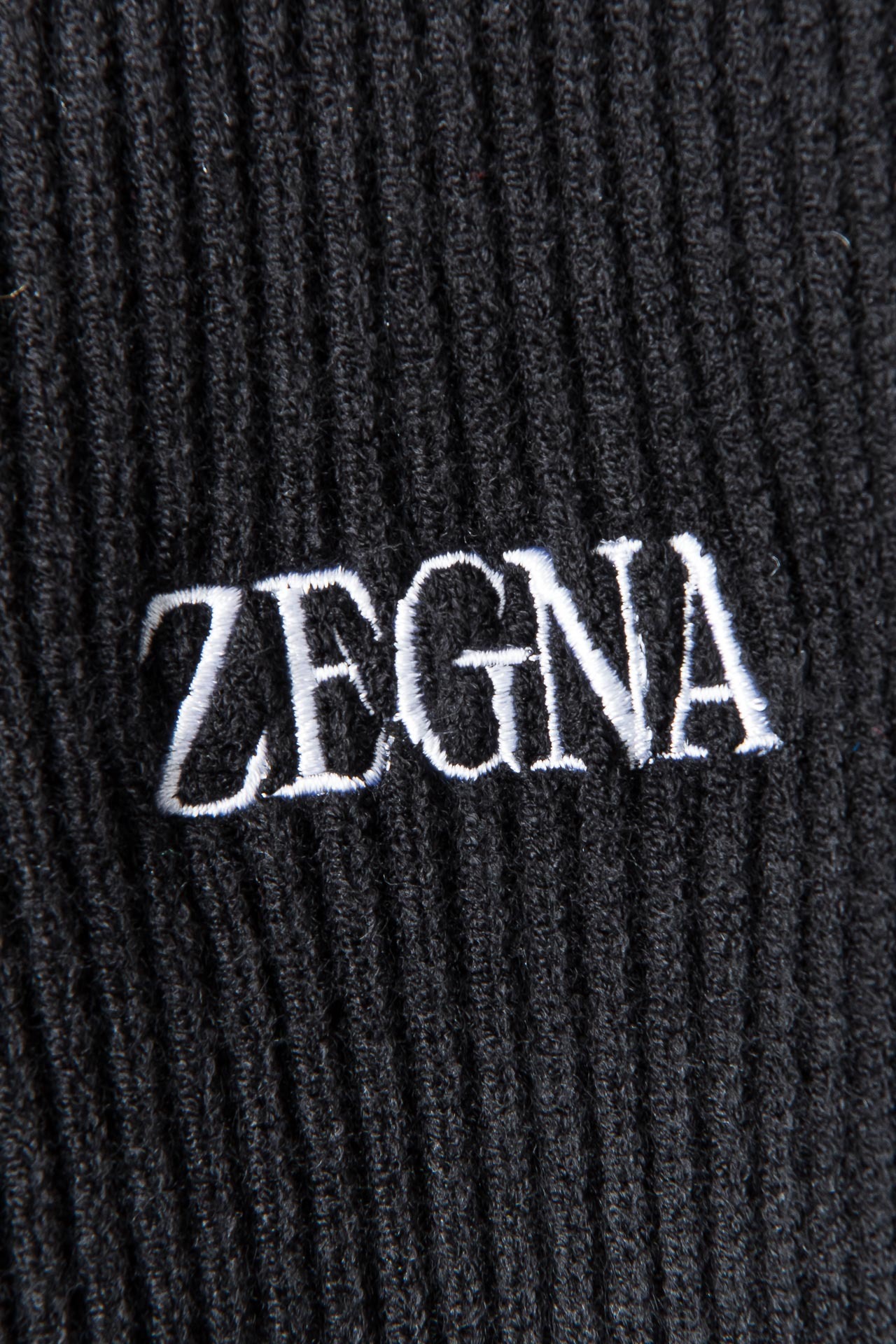 New#！！！杰尼亚ZEGNA24FW新品刺绣logo#拉链翻领毛衣/羊毛衫！经典的美丽奴羊毛混纺织造天
