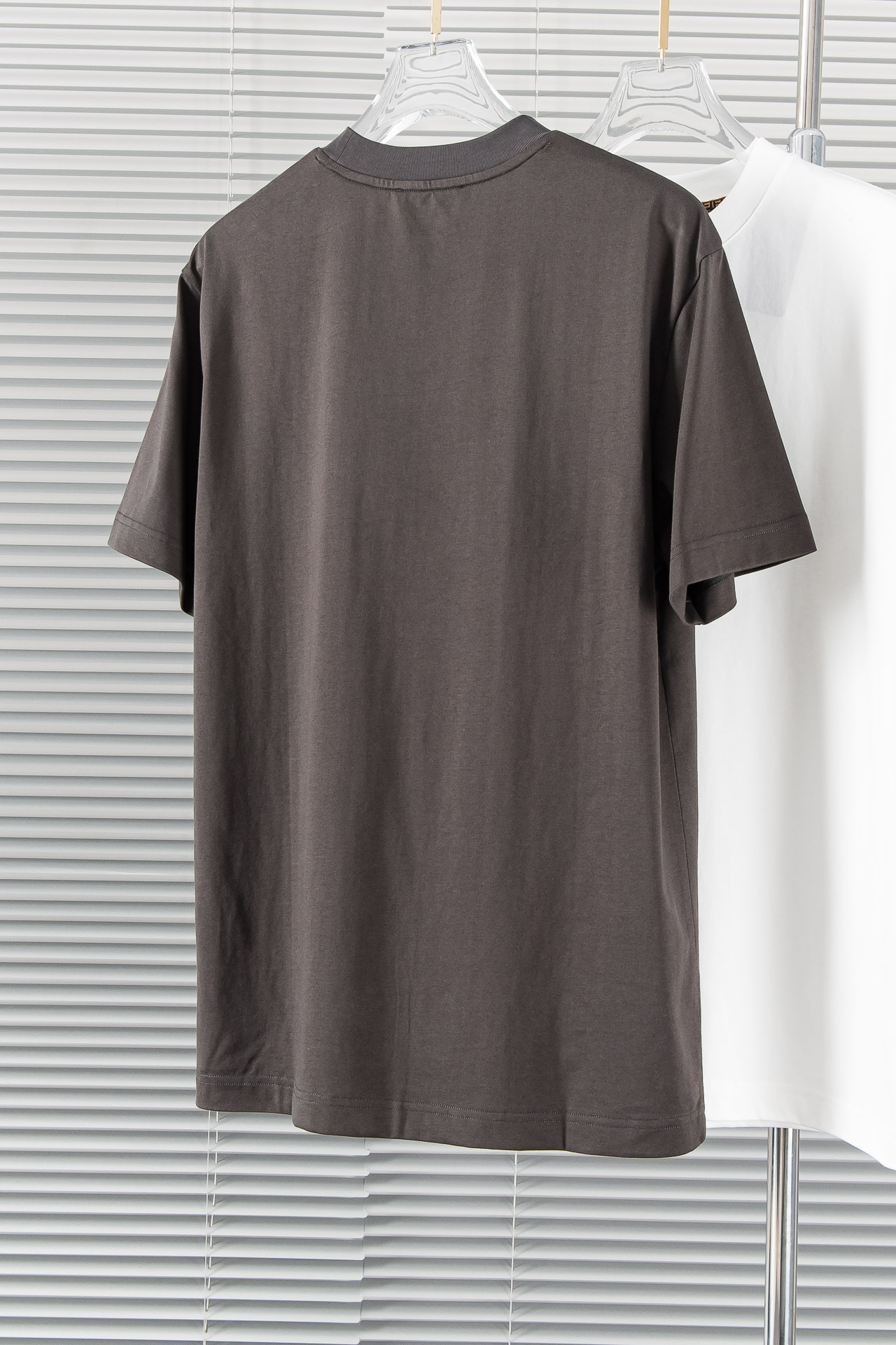 New#FENDI2024SS圆领短袖T恤客供进口100%棉面料以天然植物纤维提炼出来手感柔软穿着舒适完
