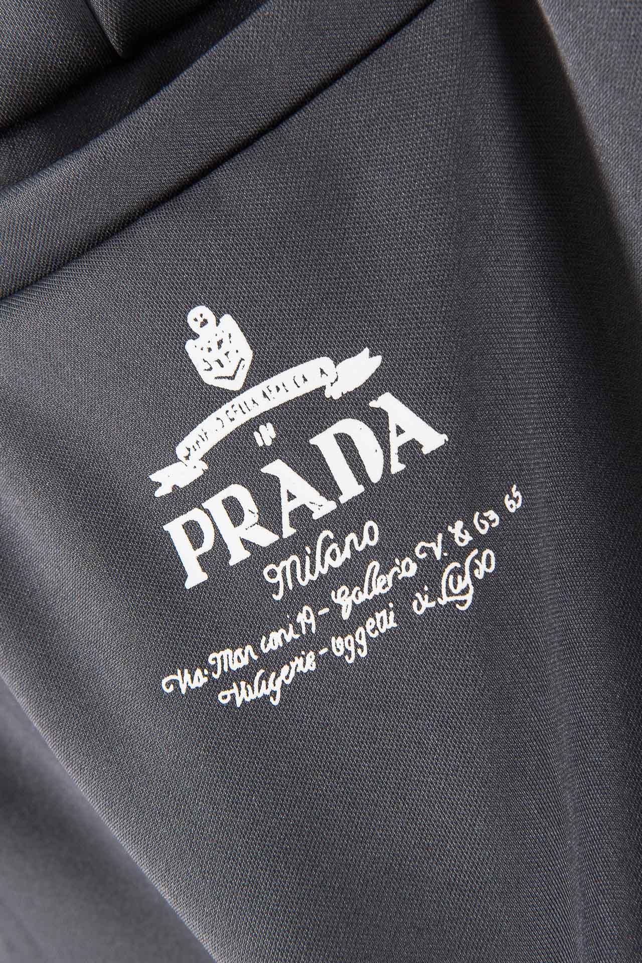 New#️PRAD*P家2024FW秋冬新款直筒休闲裤#一件都能抵御严寒雨雪的侵袭寒冷的冬天再也不用担心