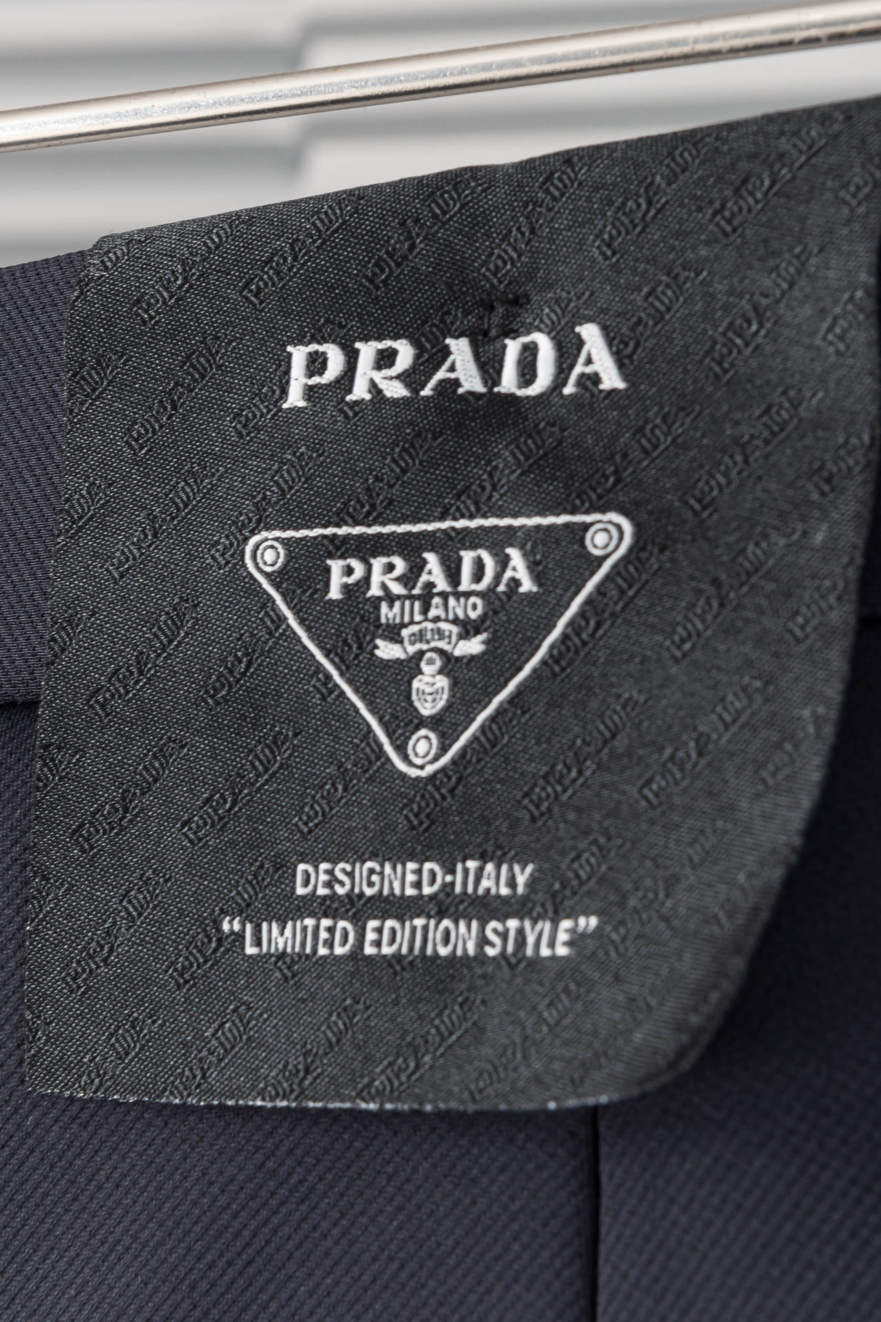 New#Prad*2024秋冬新品男士商务休闲时装款西裤#此款无疑是最精致最高级的存在!非常显气质的一款