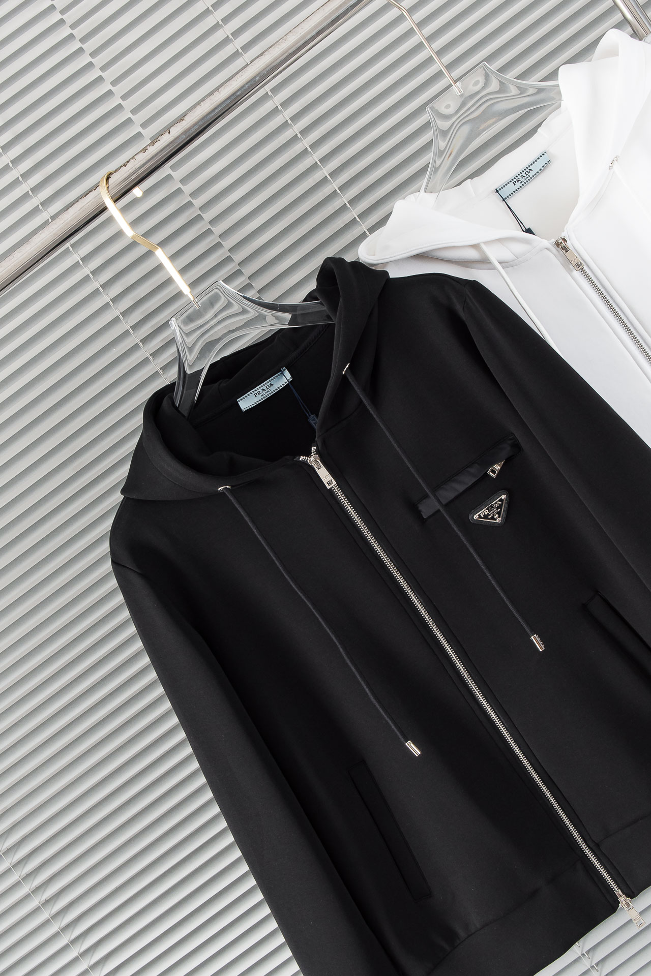 New# 。PR*＊ ADA 25FW太空棉布拉链连帽卫衣拉链夹克外套# 这款帽衫采用了客供定制的380