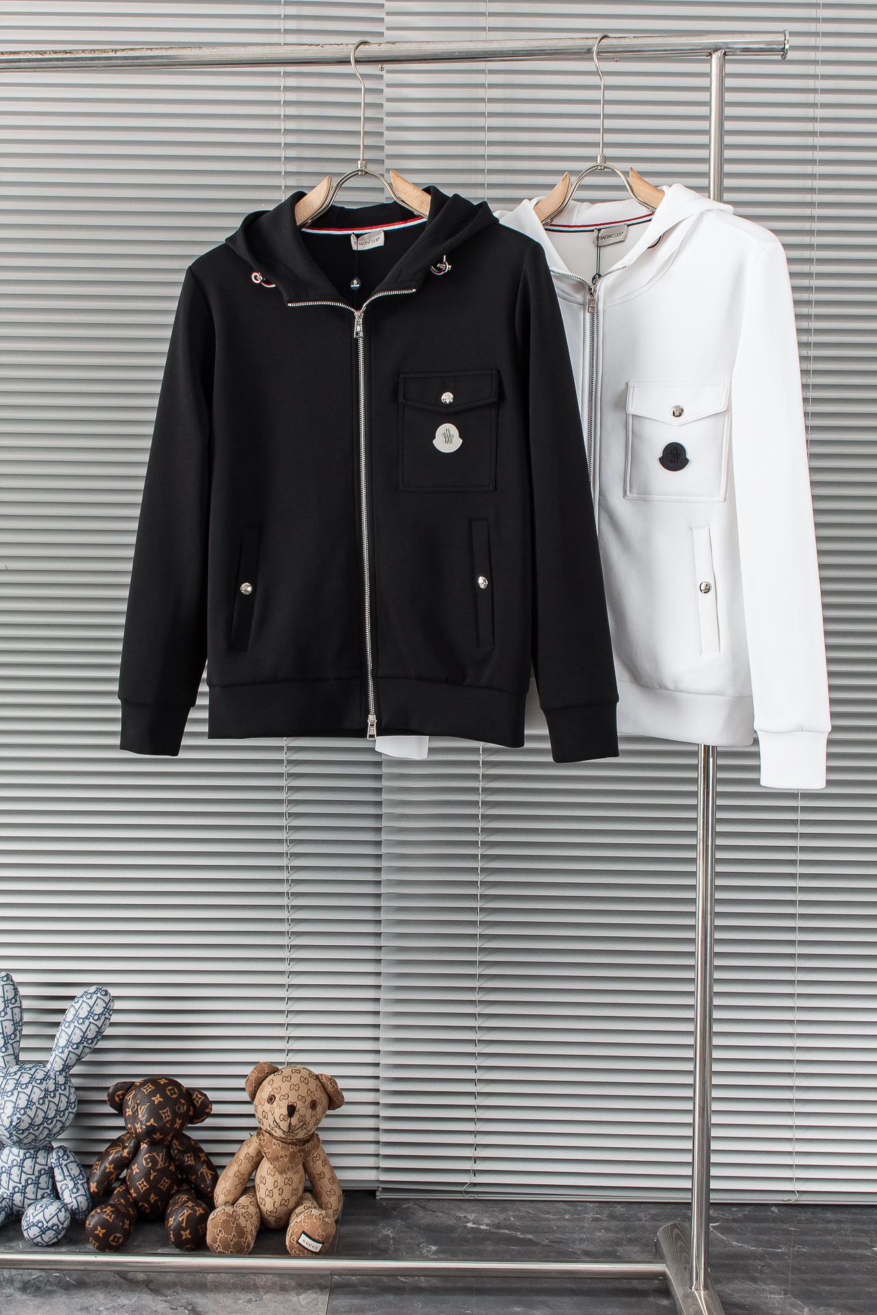 New# 。MONC** LER 蒙口 2025//连帽休闲太空棉夹克外套# 主料:棉、聚酯纤维、氨纶混