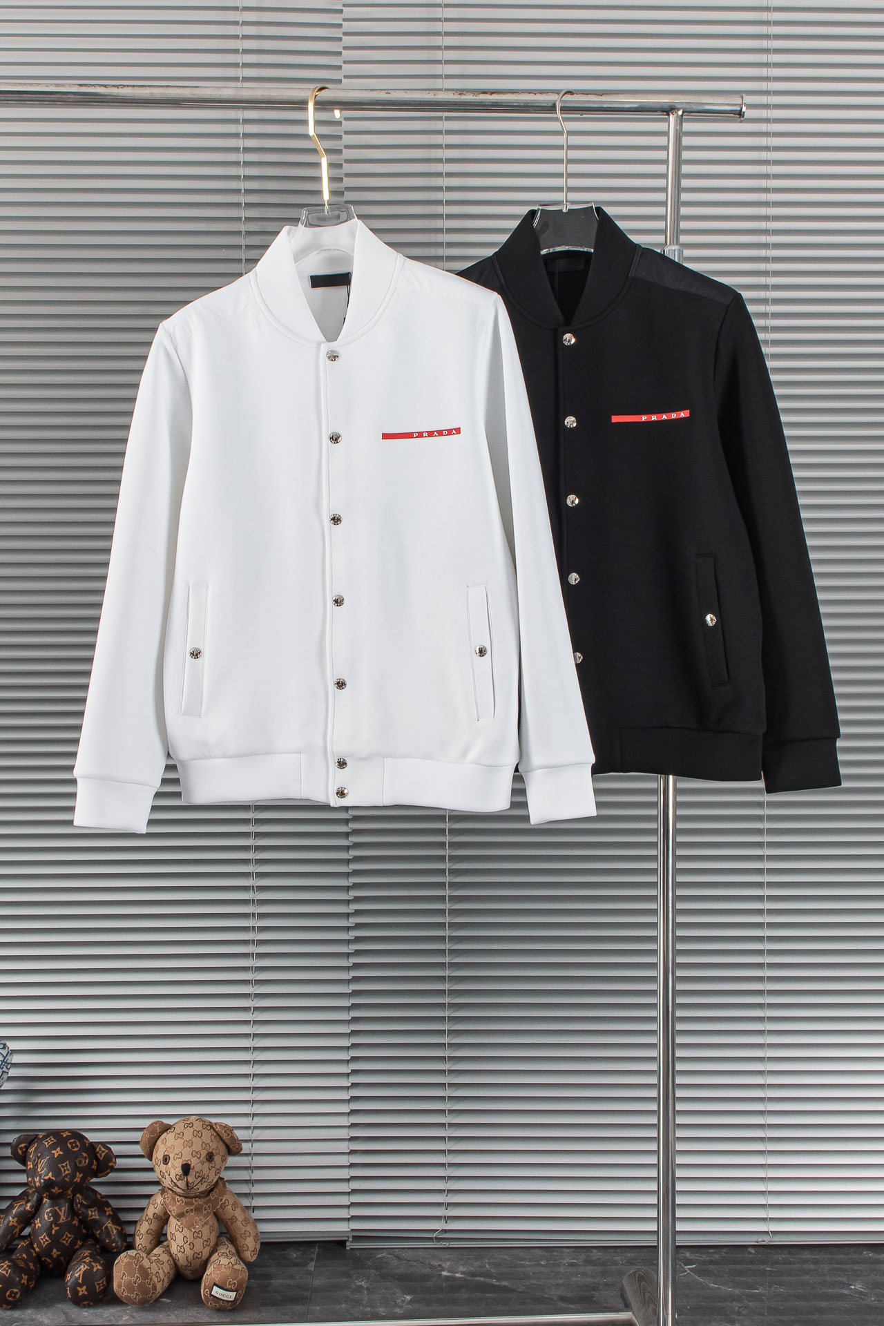 New# 。PR** ADA 普*达 2025//连帽休闲太空棉夹克外套# 面料:棉➕聚酯纤维➕氨纶混纺