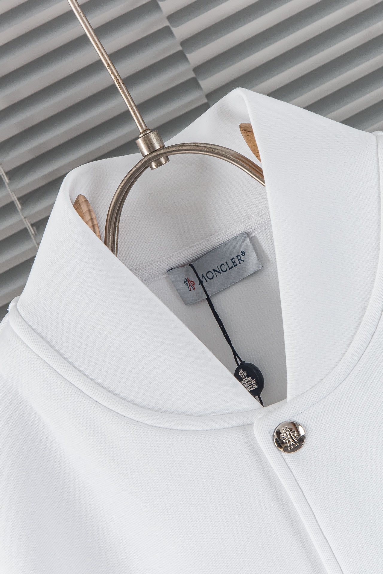 New# 。 MONC** LER 蒙口2025//连帽休闲太空棉夹克外套# 面料:棉➕聚酯纤维➕氨纶混