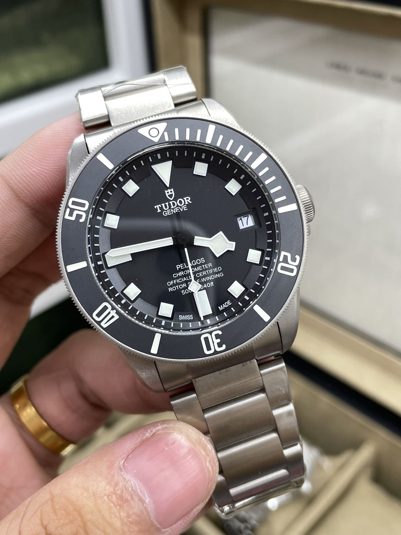 NO:153816,Xf Titanium Potato 43mm Black Surface 2824 Movement Turtle Back Cuff Super Luminous Titanium Shell Manufacturing Good Workmanship,19860909Xf钛土豆43mm 黑面 2824机芯 龟背表扣 超强夜光 钛壳制造做工嘎嘎好,,Watch