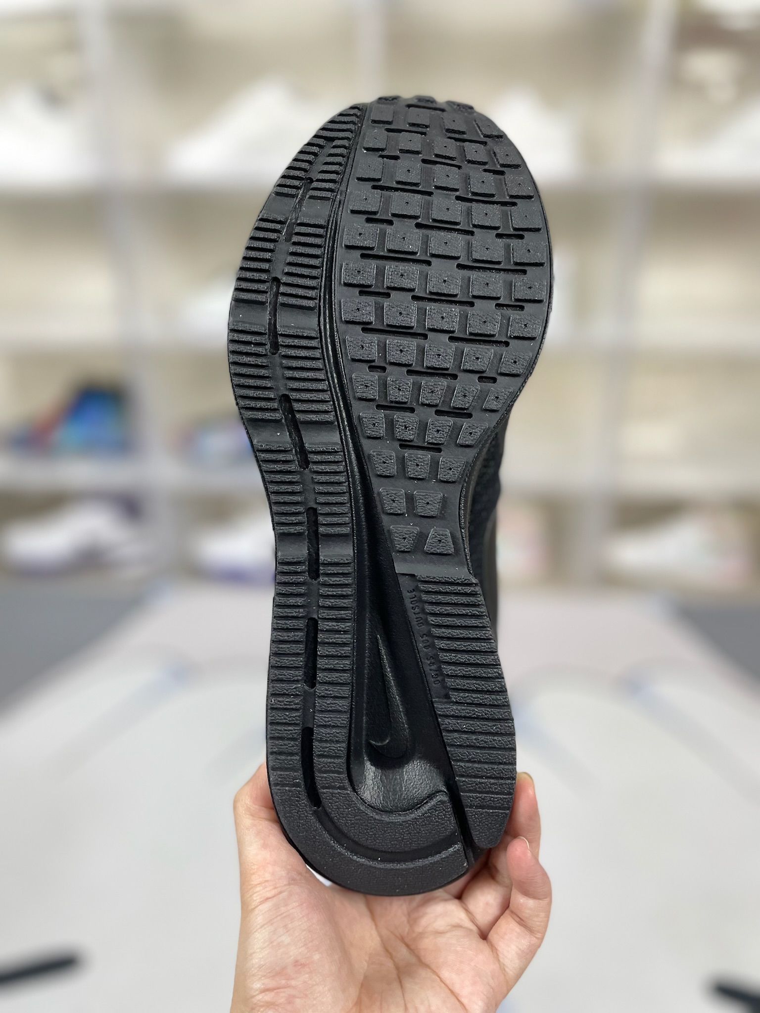 Nike Run Swift 3 Black Running Shoes - Lightweight, Breathable, and Comfortable 8 o 1hpc3sr9s78m1r8s1loq1an4lfp5