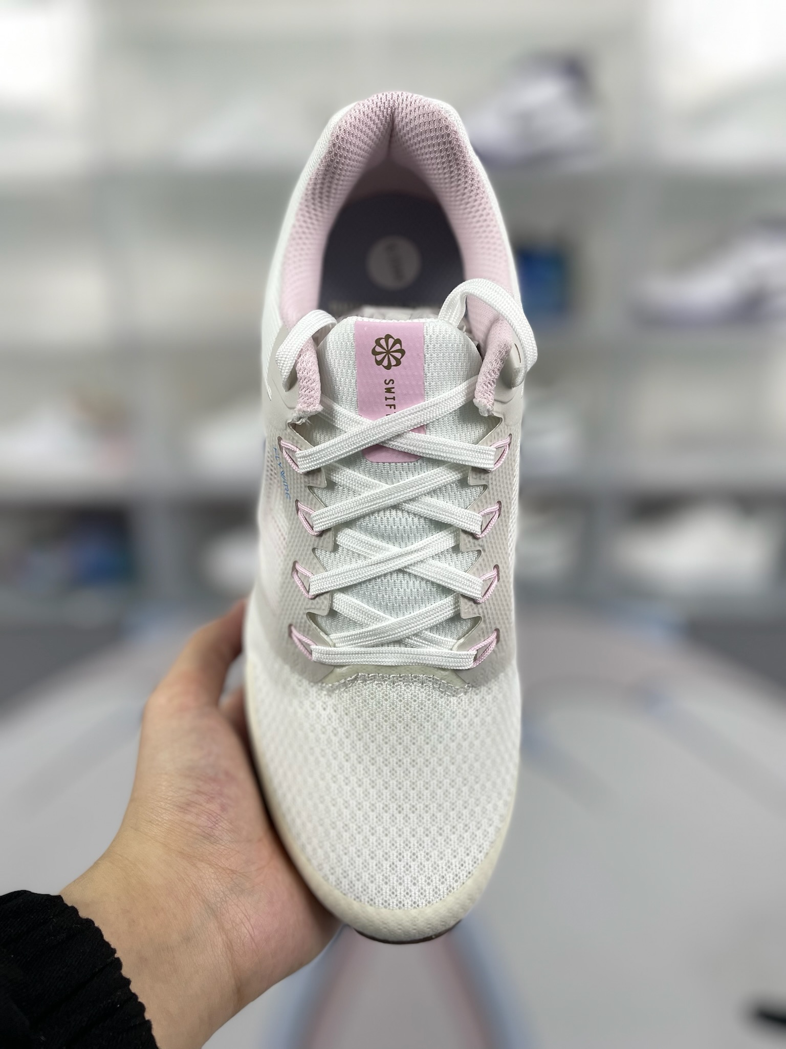 Nike Run Swift 3 Women's Running Shoes - Cushioning, Breathable, Durable 5 o 1hrf02f1n1lffki196110p712b63
