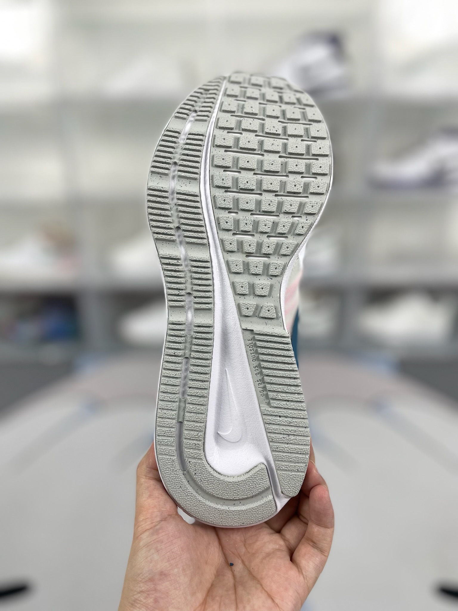 Nike Run Swift 3 Women's Running Shoes - White, Breathable, and Comfortable 6 o 1hrf02oppafg8bp50ojul13uo5