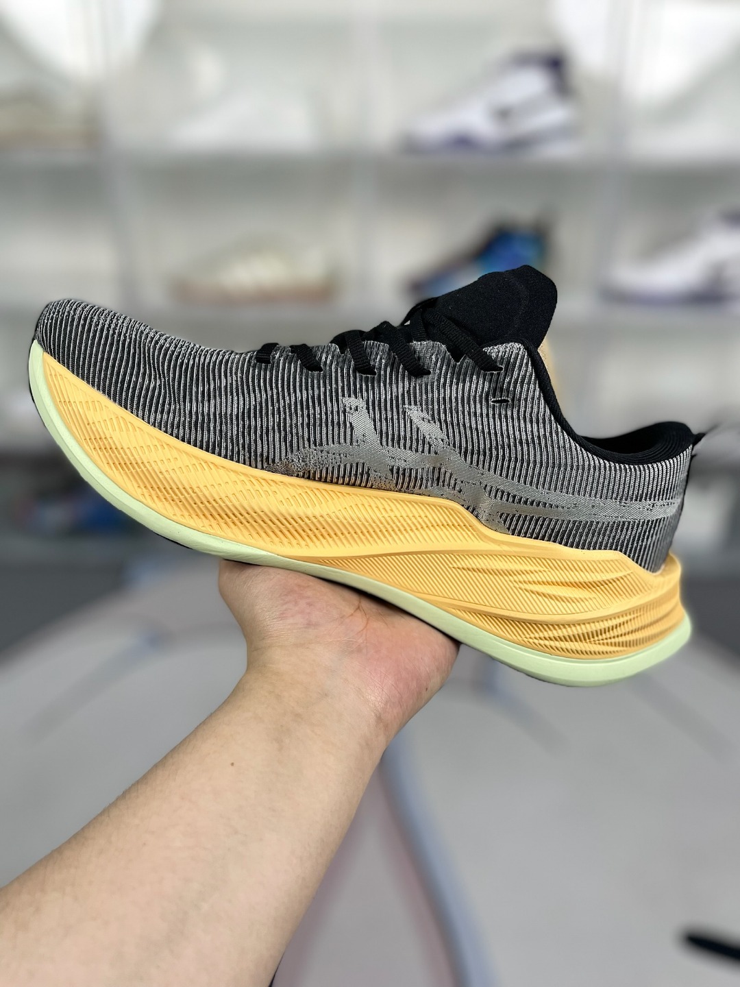 Asics Superblast Running Shoes - Comfort, Durability, and Style for Men & Women 3 o 1hta3j0dj11to112a1hqihgh5ss1