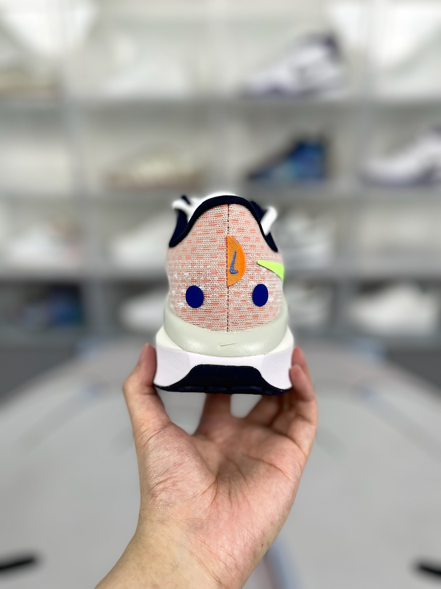 Nike Air Zoom Vomero 17 Running Shoes - White/Orange/Green, Breathable & Durable 4 o 1htd286sv1eoaf4d1rbde2n1e9q2