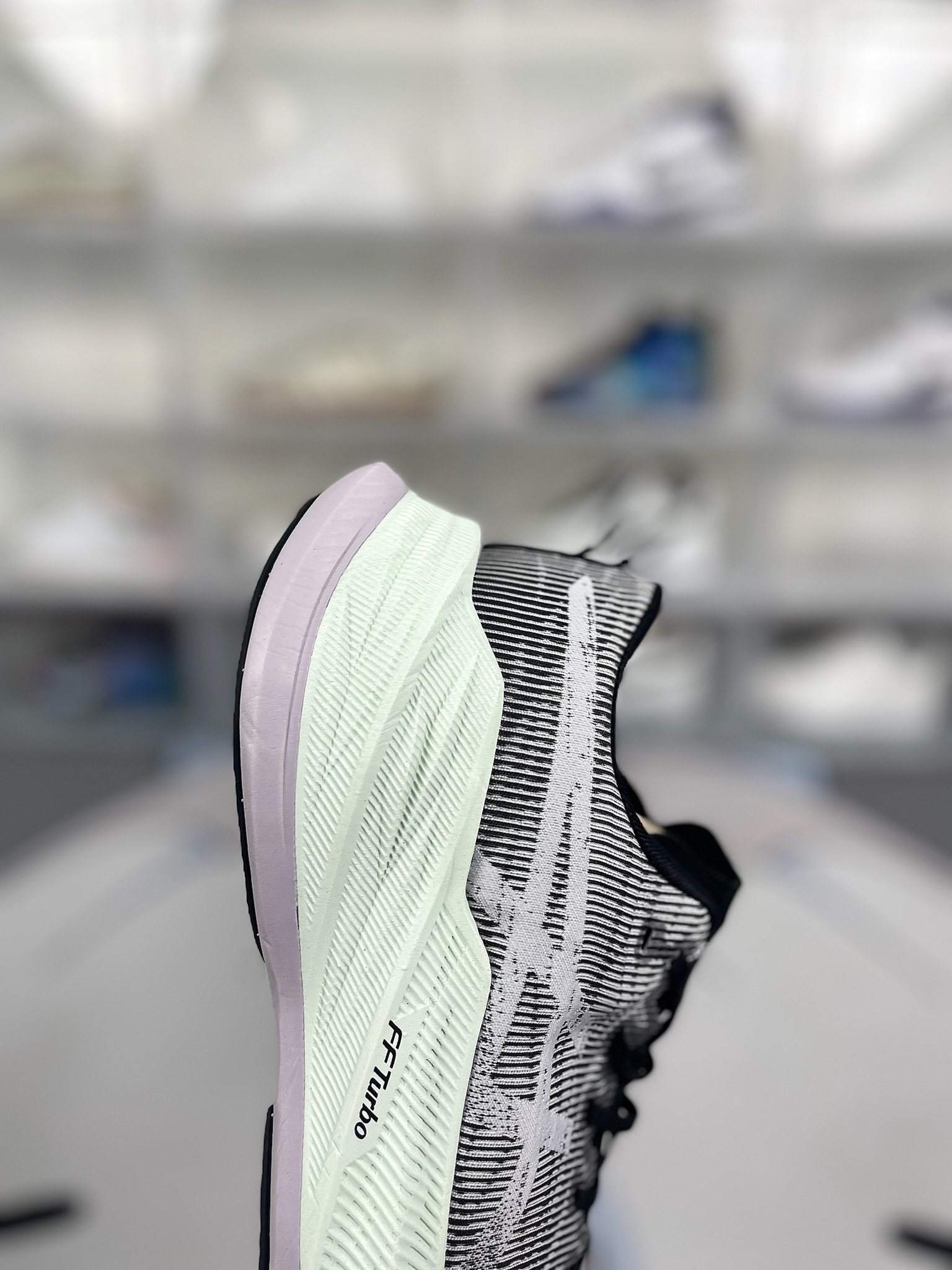 ASICS Superblast Running Shoes - Comfort, Cushioning, and Durability for Men & Women 8 o 1htfc0ihgr24ldn862l7b1p446