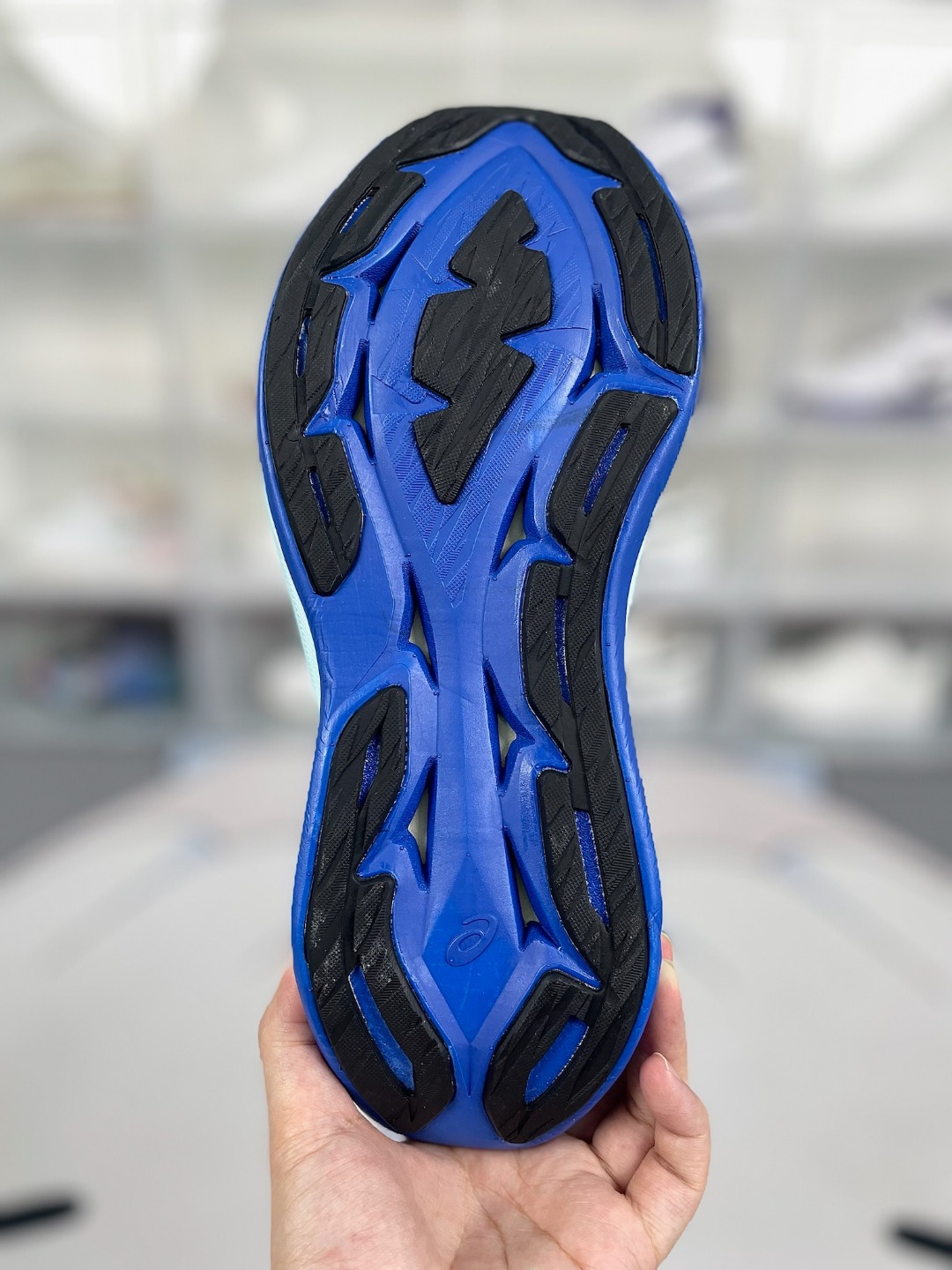 Asics Superblast Running Shoes - Comfort, Cushioning, and Breathable Design 6 o 1htfc1jpvc5qaph1ekviaigkr5