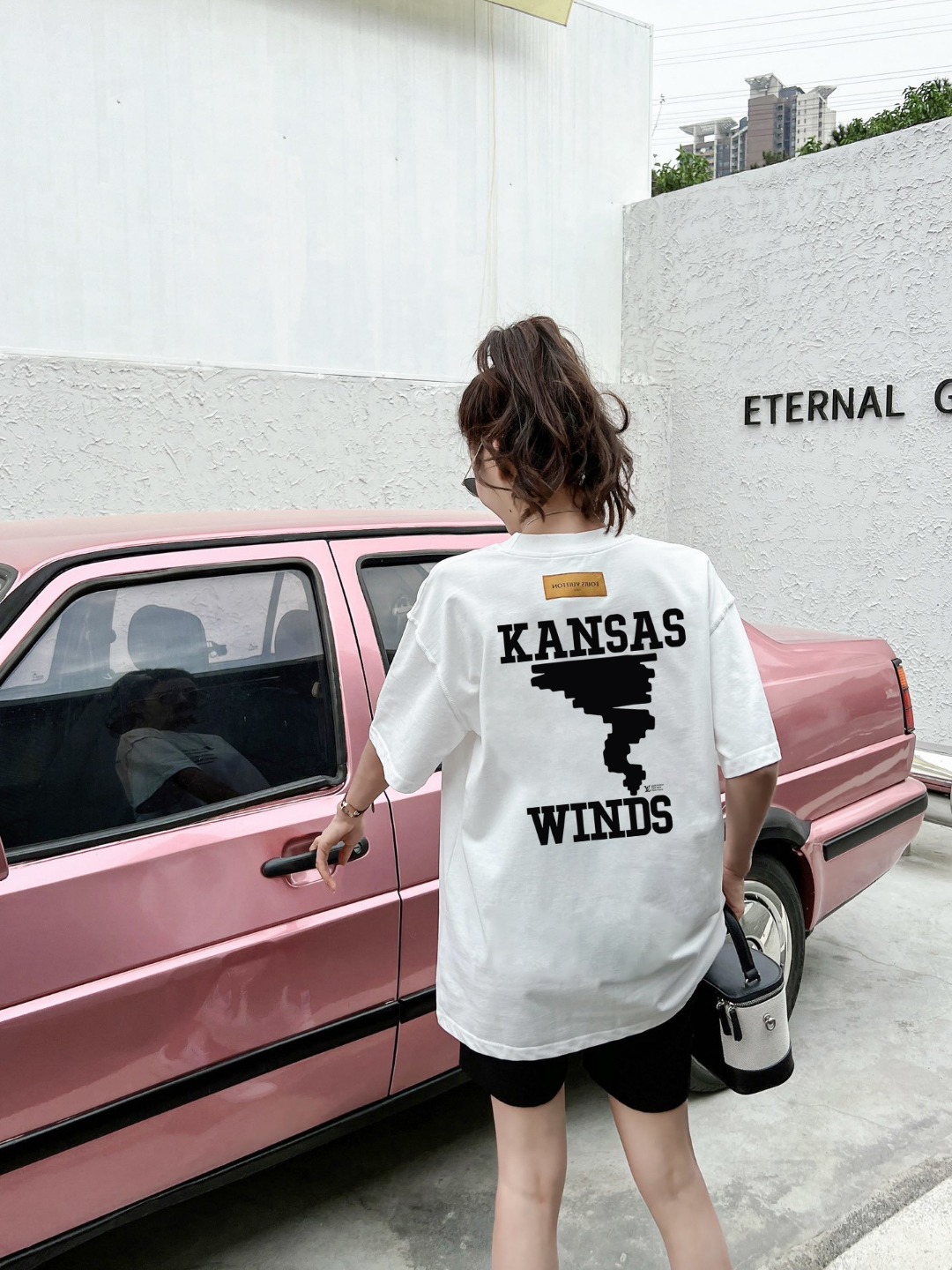 Louis Vuitton 2024FW Letter Print Short Sleeve T-Shirt - Unisex Style 11 o 1i3idpcigvj31uks1cf01nr27hm5