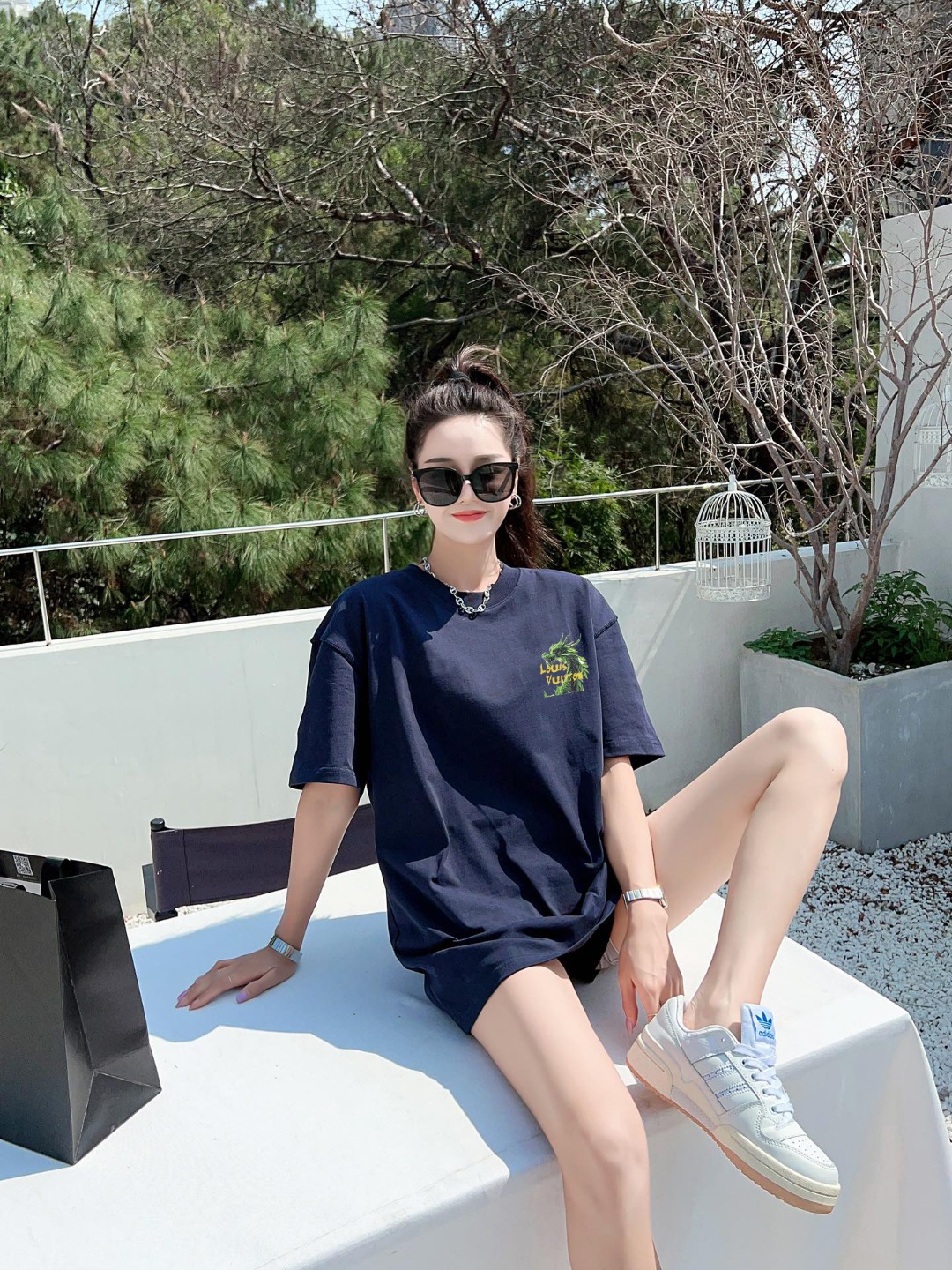 Louis Vuitton 2025FW Dragon Print Cotton T-Shirt, Unisex Style 9 o 1i3iprp8a19da18bf69pcuddv63