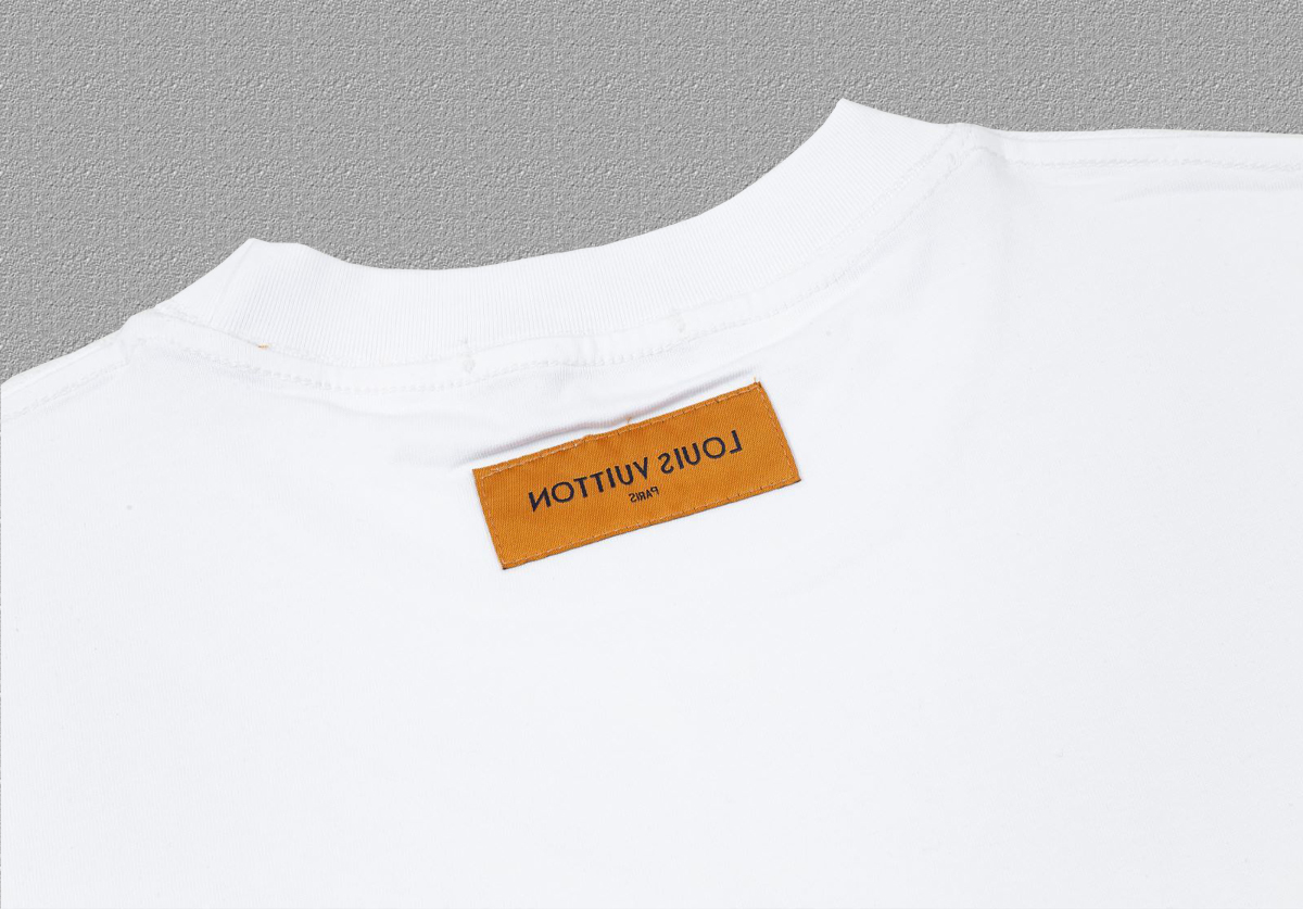 Louis Vuitton 2025FW Logo Print Cotton T-Shirt - Unisex Style 7 o 1i3s0lmie10d11gm81vtrk8p17vm7