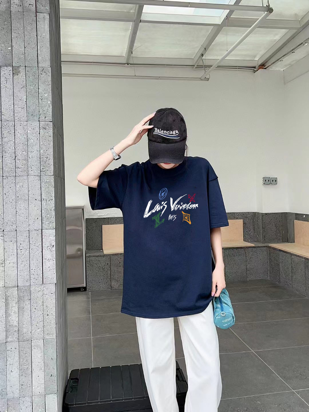 Louis Vuitton 2025FW Letter Print Short Sleeve T-Shirt - Unisex Design 11 o 1i3s20b2s1v5phqp1lc1r5t13sj3