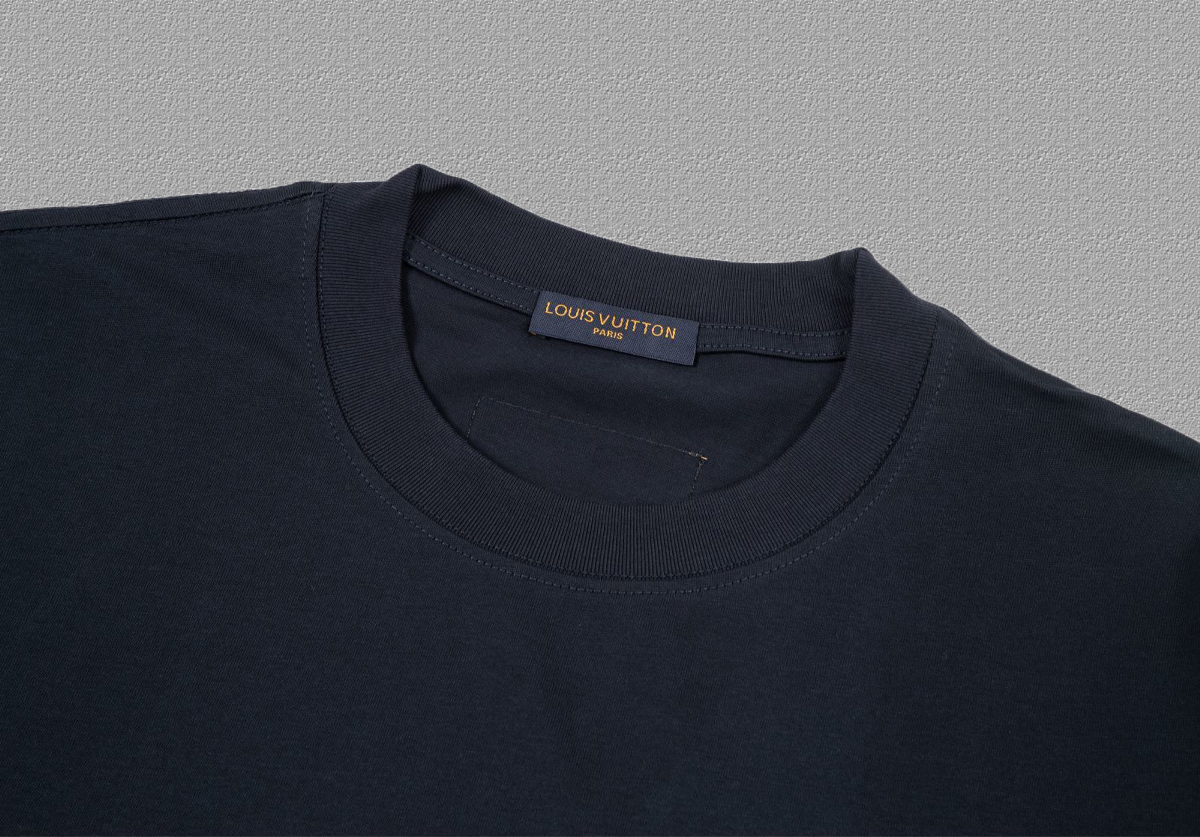 Louis Vuitton 2025FW Letter Print Short Sleeve T-Shirt - Unisex Design 6 o 1i3s20b2u6kjm1e88idde1dqt5