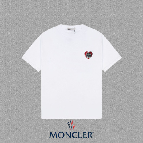 Moncler 2024FW Short Sleeve T-Shirt with Heart Embroidery - Unisex 1 Moncler 2024FW Short Sleeve T-Shirt with Heart Embroidery - Unisex