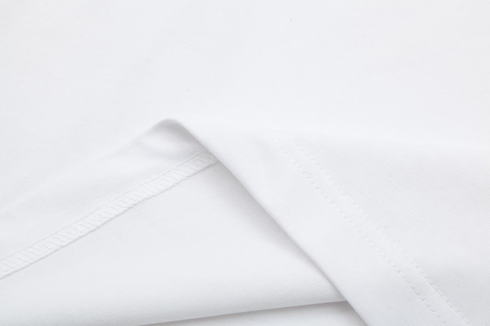 High-End 2025FW Short Sleeve T-Shirts with Logo Thickboard and Heavy-Pound Fabric - 图片 7