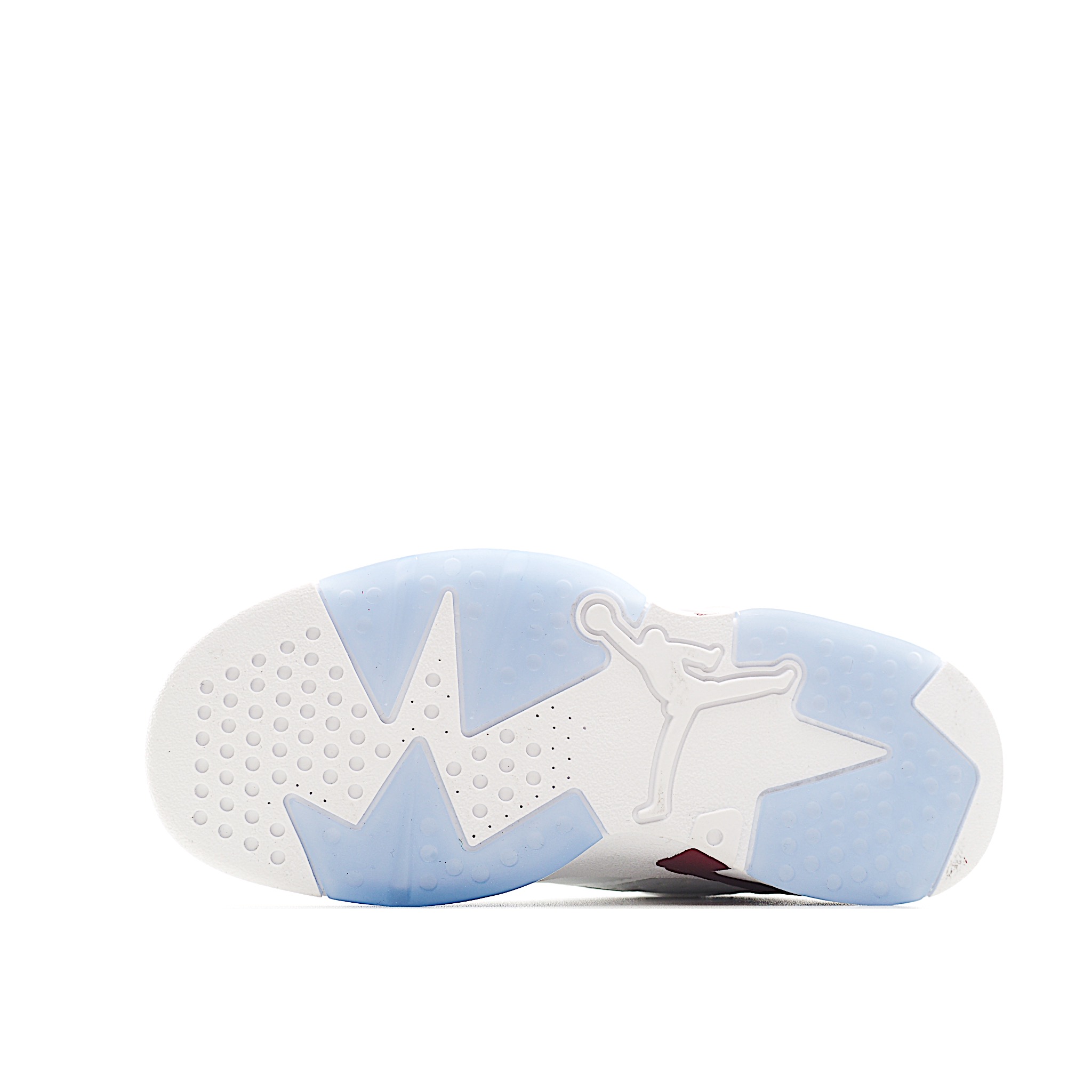 图片[6]-AJ 6代乔六高帮篮球气垫童鞋28-35 AJ 6 复刻大童运动童鞋采用优质鞋面，承袭令其享誉盛名的经典外观设计。穿孔设计，为孩子提供透气舒适的运动体验。-选品中心