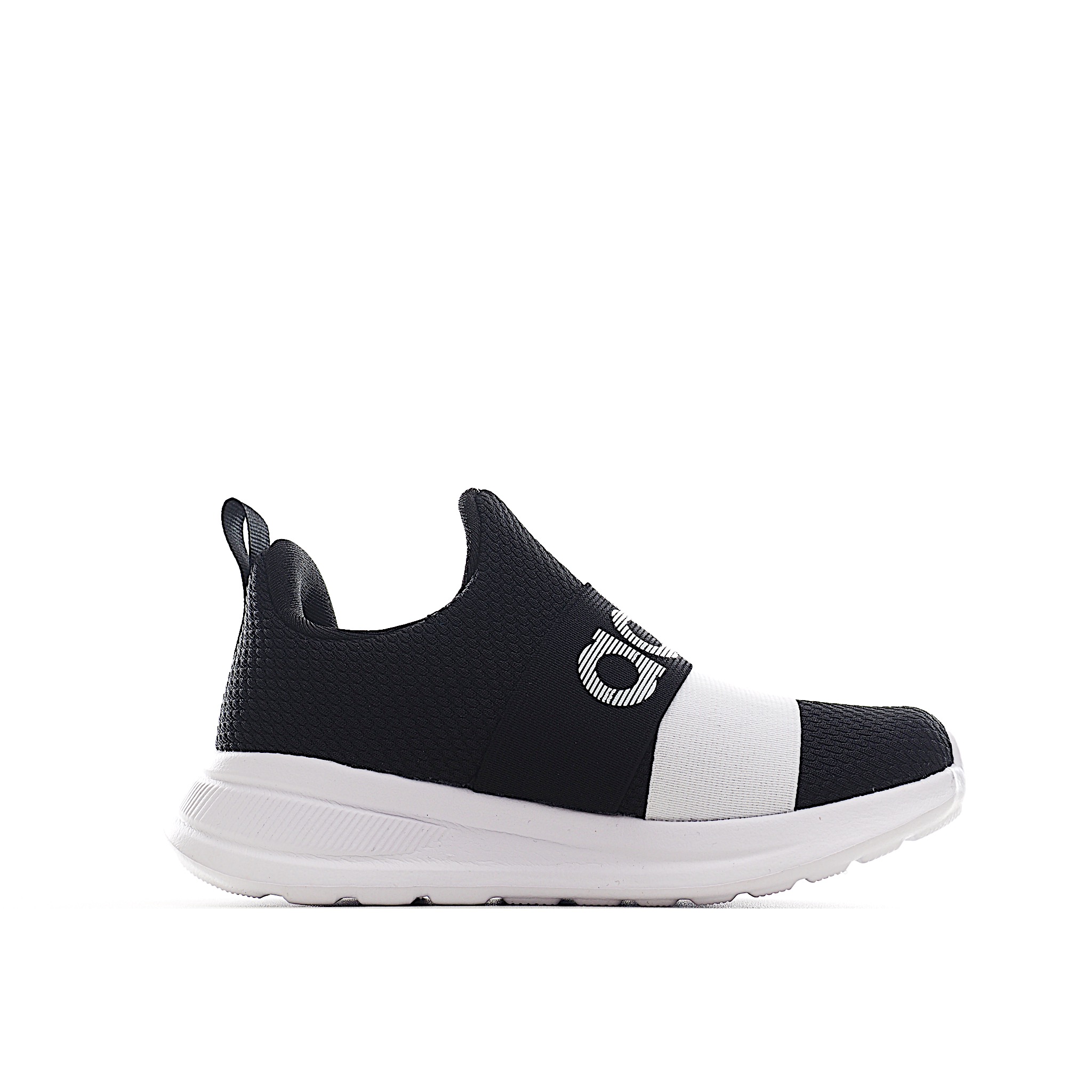 图片[3]-AD 儿童一脚蹬松紧带休闲运动鞋 一旦孩子们发现这些易于穿戴的松紧带运动鞋，他们就不会再回头了。柔软的鞋面以最小的力气滑入到位，大松紧带将脚紧贴到位。采用轻质缓震制成，可提供全天支撑，从孩子们冲出门的那一刻起，直到他们回到家并坐在沙发上，都能让孩子们自由活动。 货号：黑白 尺码：26-37-选品中心