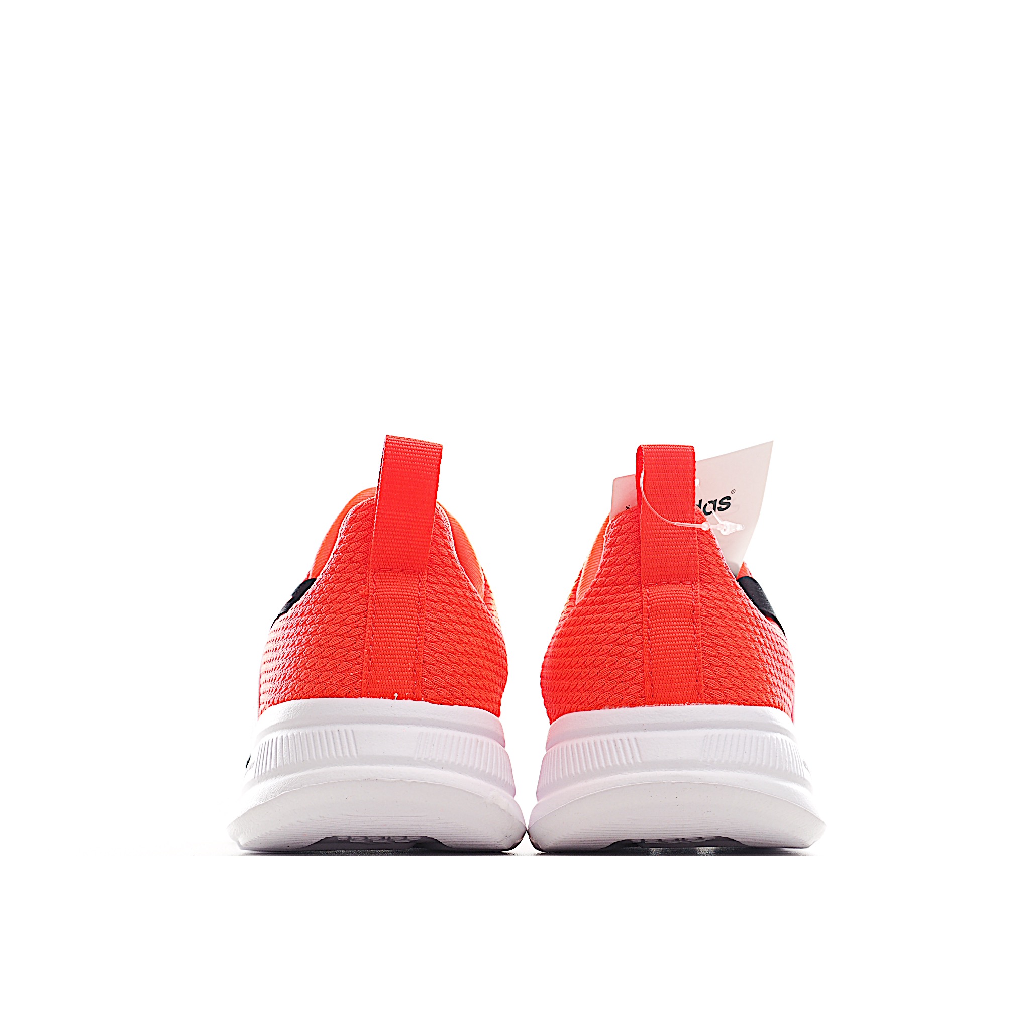 图片[5]-AD 儿童一脚蹬松紧带休闲运动鞋 一旦孩子们发现这些易于穿戴的松紧带运动鞋，他们就不会再回头了。柔软的鞋面以最小的力气滑入到位，大松紧带将脚紧贴到位。采用轻质缓震制成，可提供全天支撑，从孩子们冲出门的那一刻起，直到他们回到家并坐在沙发上，都能让孩子们自由活动。 货号：桔红 尺码：26-37-选品中心