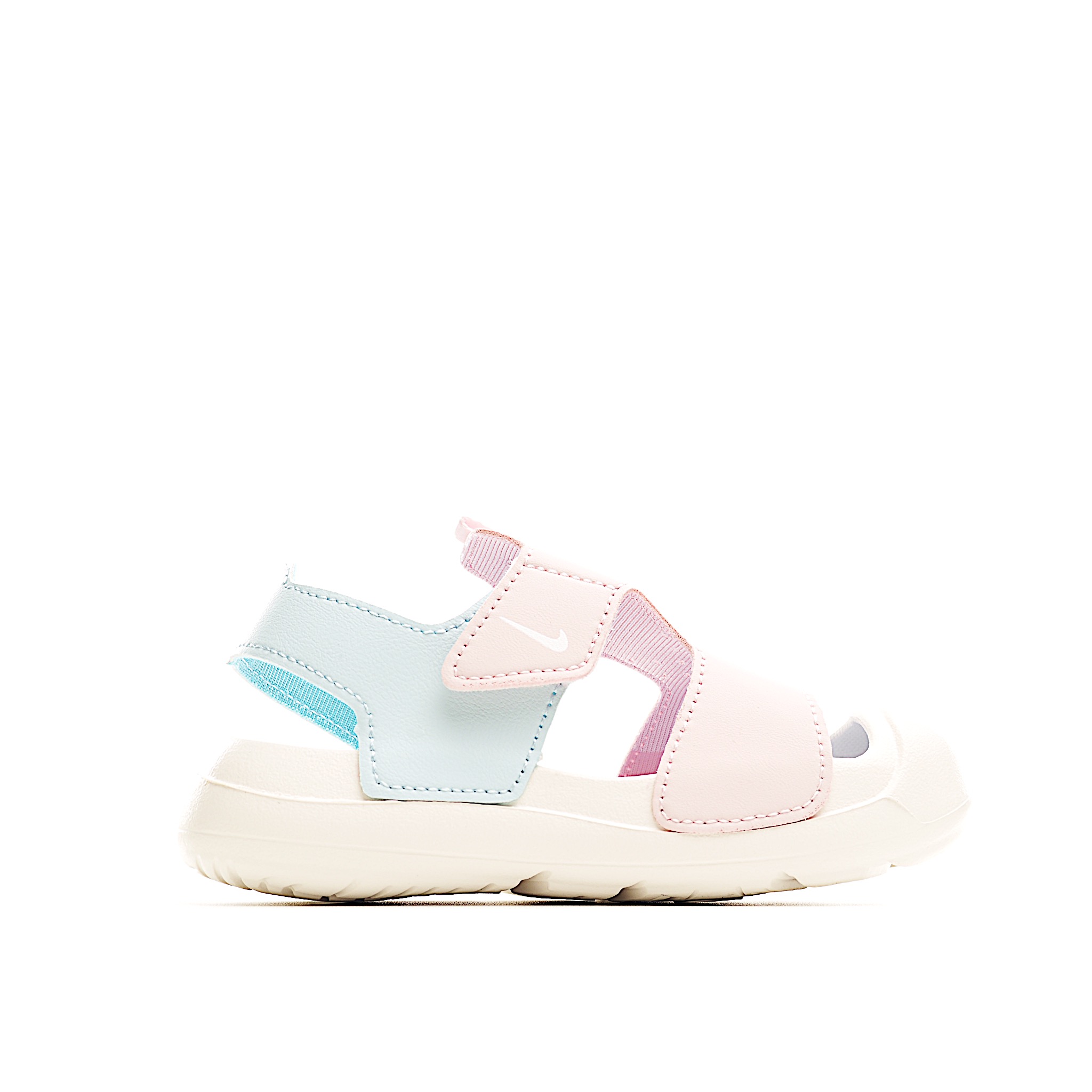 图片[3]-NK 包头飞机耳魔术贴儿童凉鞋 粉拼色 采用鞋头包覆设计，并搭载富有抓地力的外底，堪称户外畅玩的理想之选。配搭柔软的泡绵缓震设计，可随孩子的双足伸展弯曲。魔术贴粘扣固定带，便于穿脱；鞋面开口设计，赋予稚嫩双足透气感受。 尺码：22-35 货号：7006-选品中心