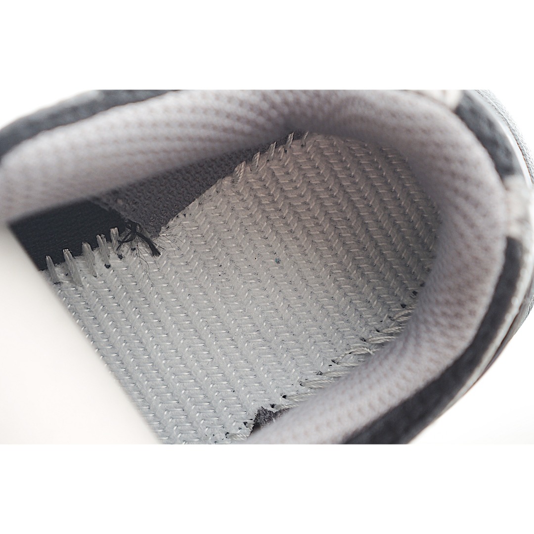 图片[7]-NB 1906 魔术贴儿童跑步鞋 立体双层织面搭配镂空支撑带复古未来感淋漓彰显，亦可搭配亲子款全家玩转复古千禧风。中底采用AB科技与Ny避震系统，缓震回弹性能更出色。升级孩童穿着体验，运动更加舒适自如。 货号：EX 尺码：24-37-选品中心